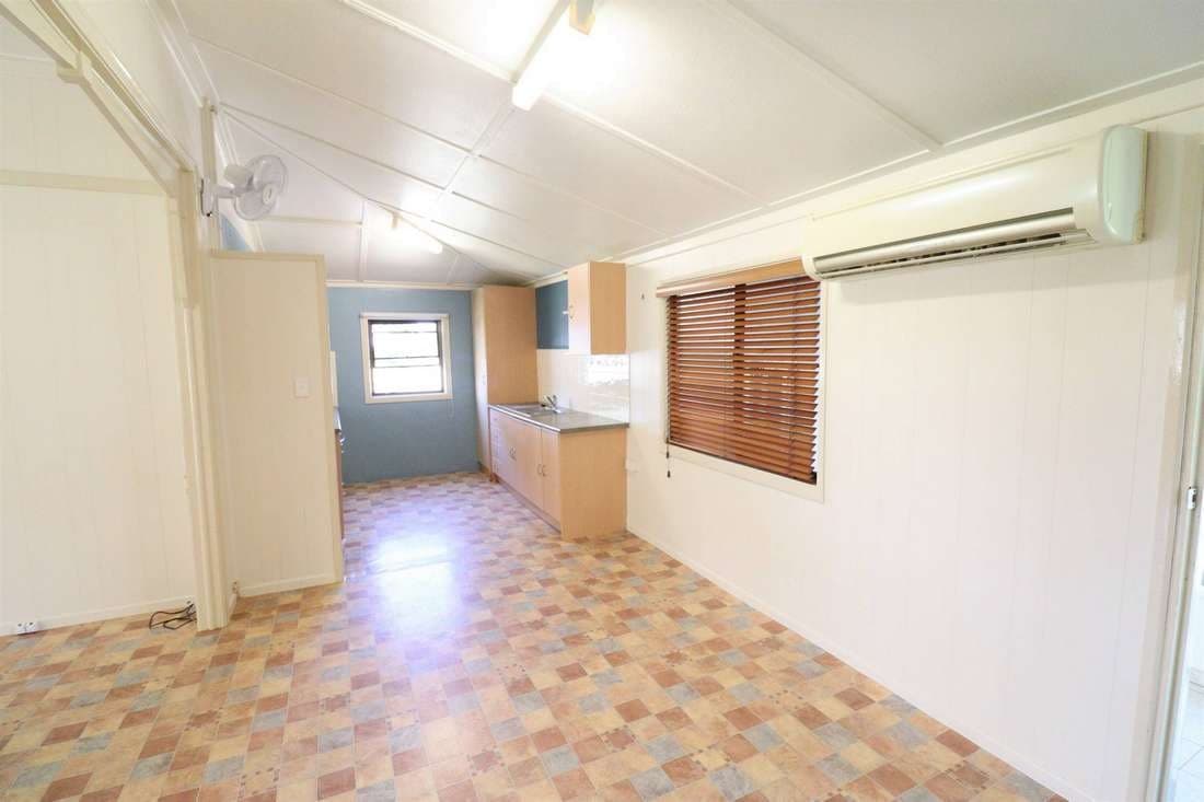 48 Burke Street, Ayr - Thumbnail 5