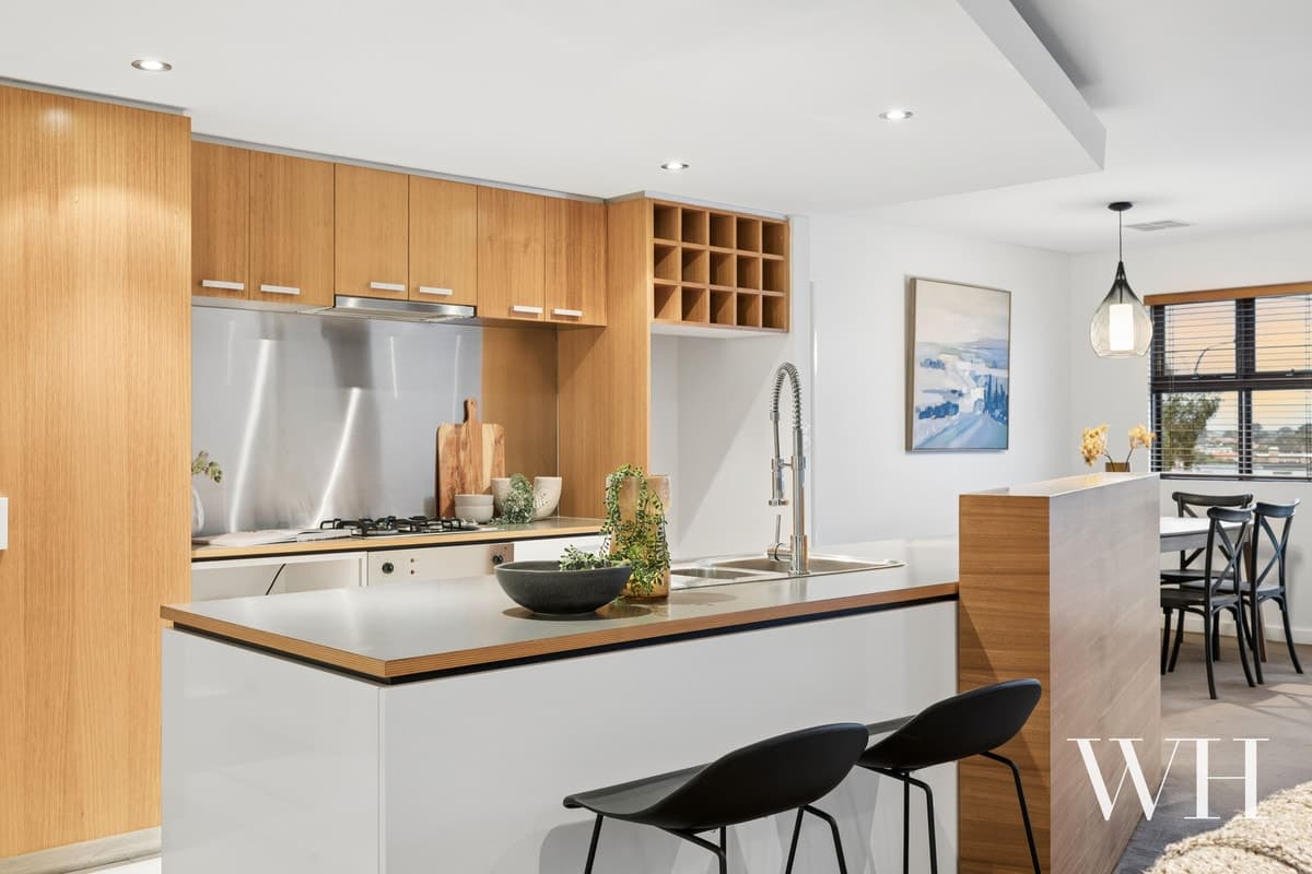 19/591 Hay Street, Jolimont - Thumbnail 3