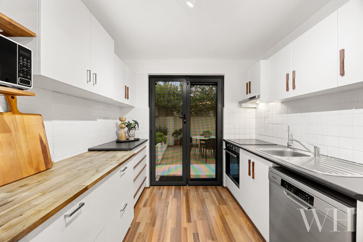 7/5 Swanbourne Street, Fremantle - Thumbnail 2