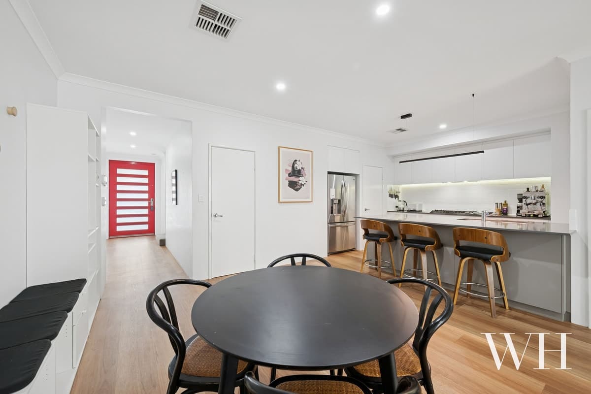 24 Surada Street, North Coogee - Thumbnail 3