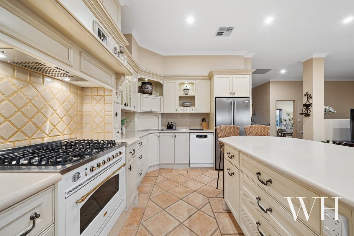 2 Reserve Street, Bicton - Thumbnail 8