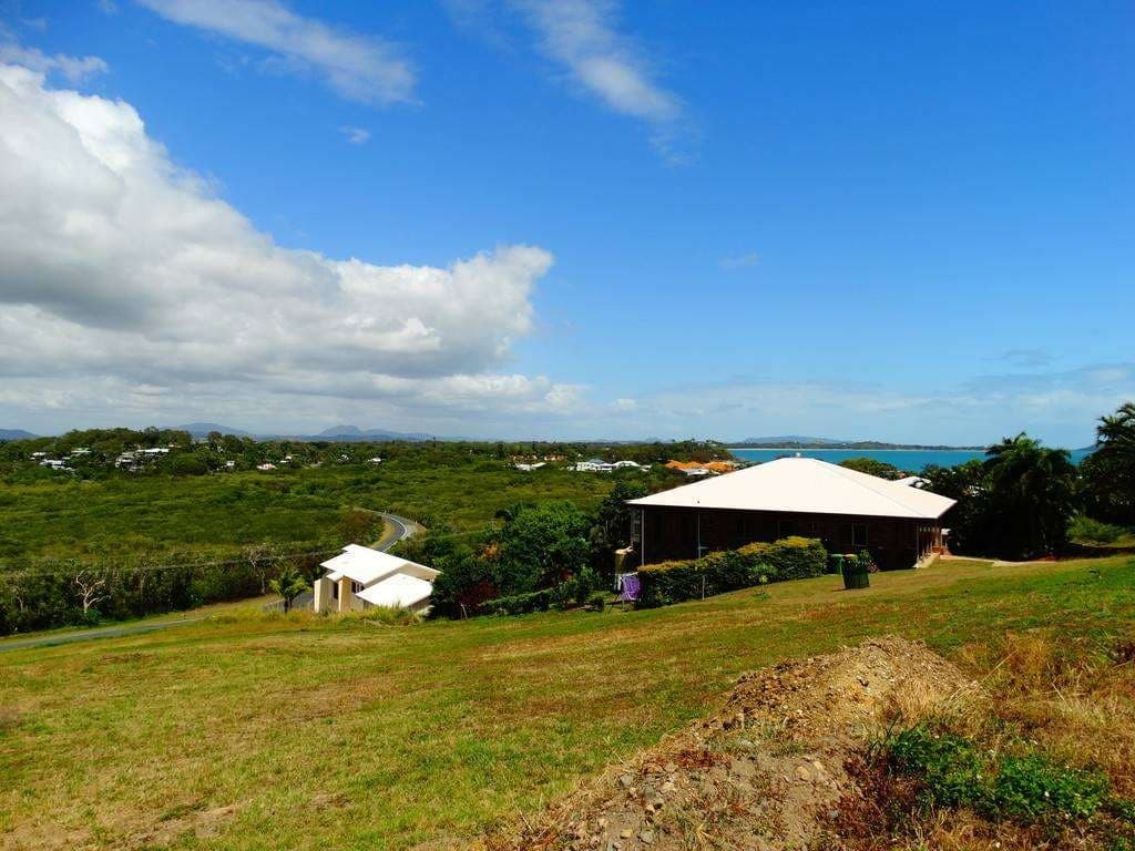 41 Ian Wood Drive, Dolphin Heads - Image 1