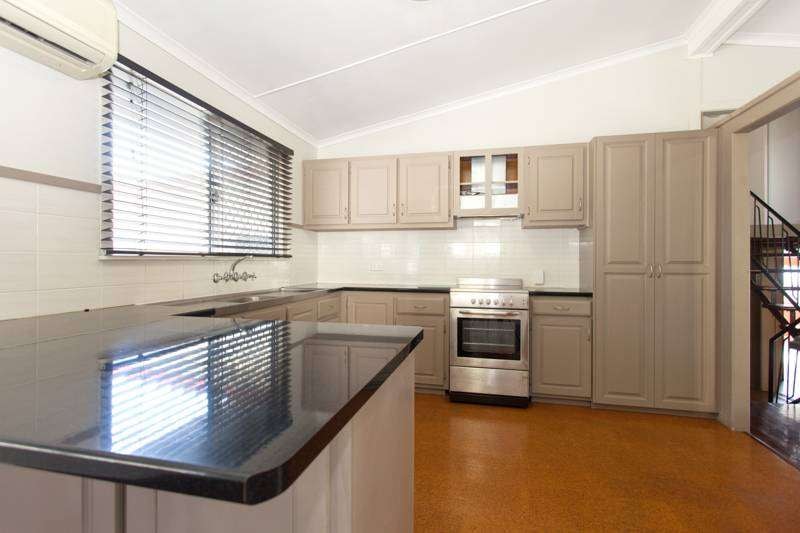 15 McGinn Street, West Mackay - Thumbnail 4