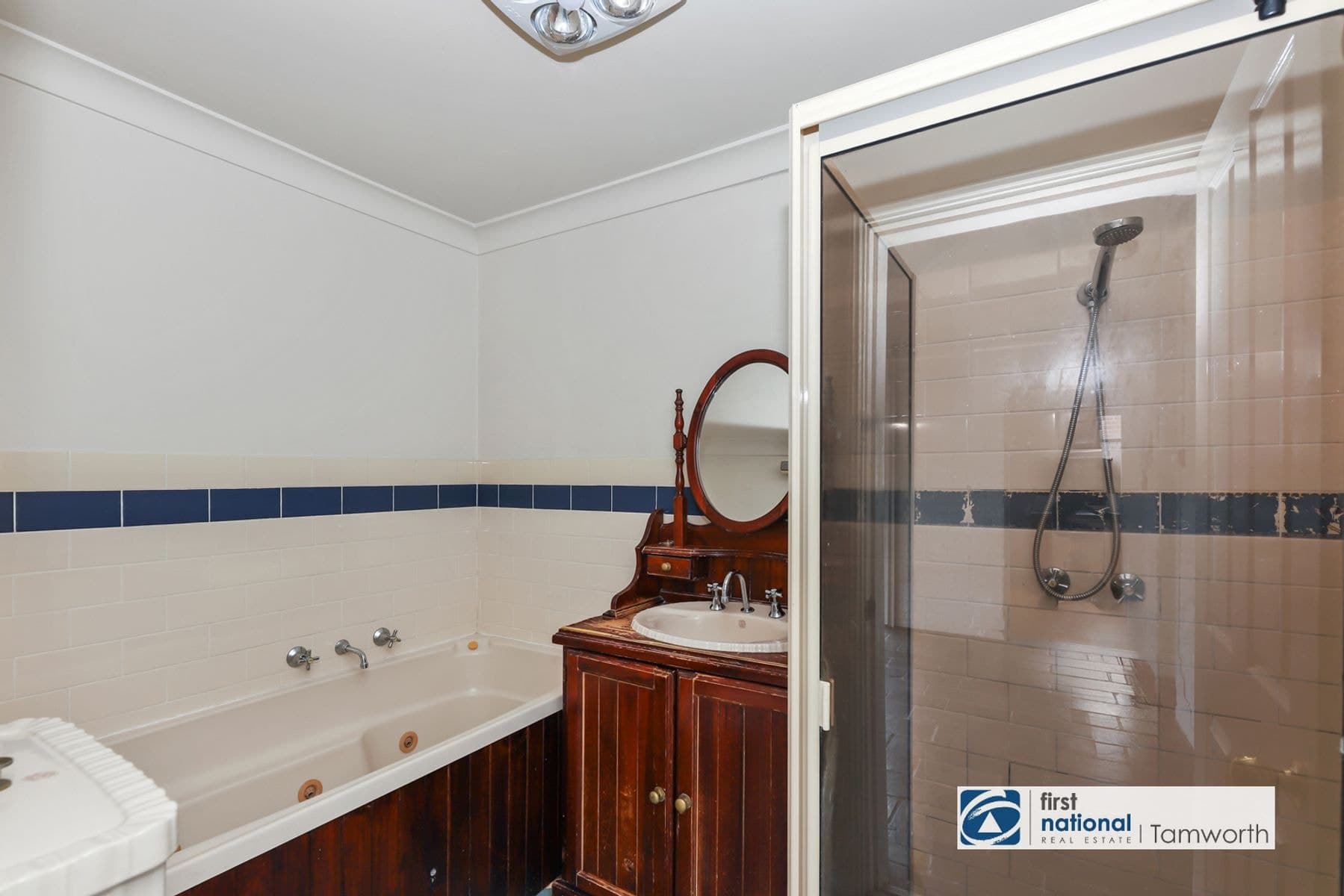 118 Carthage Street, Tamworth NSW 2340, Tamworth - Thumbnail 3