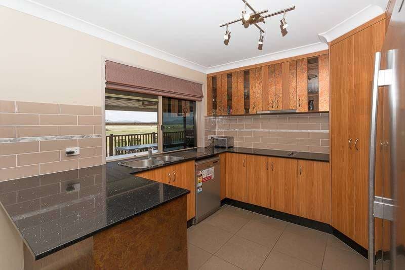 6 Powells Road, Farleigh - Thumbnail 2
