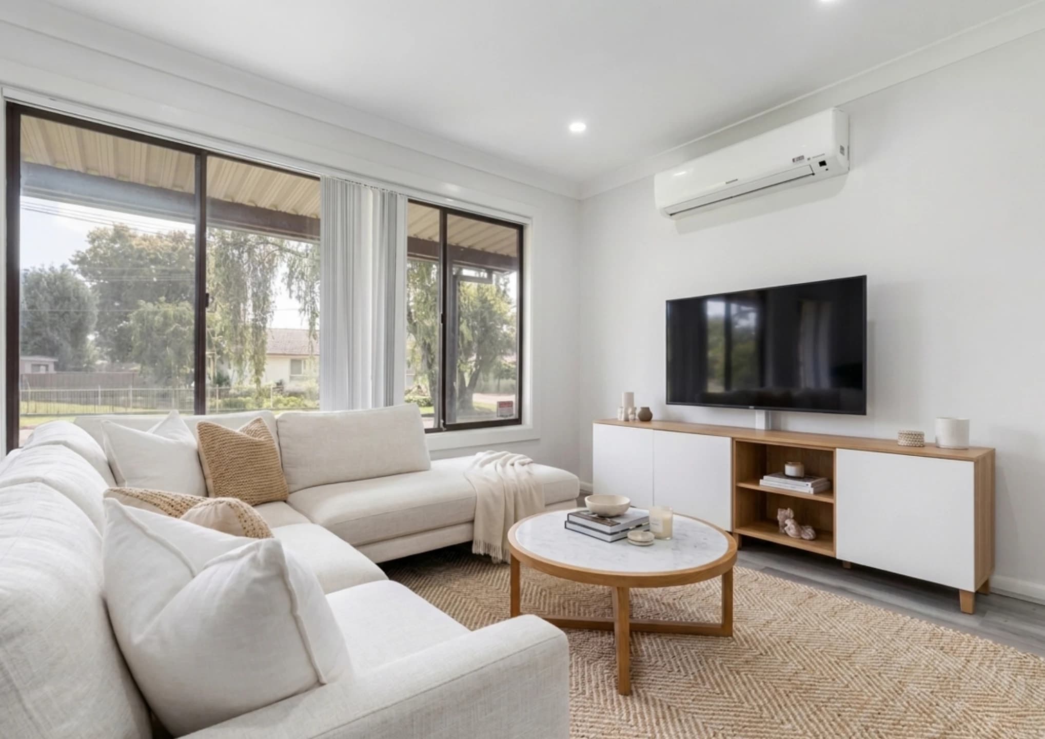32 & 32a Waratah Avenue, Casula NSW 2170, Casula - Thumbnail 2