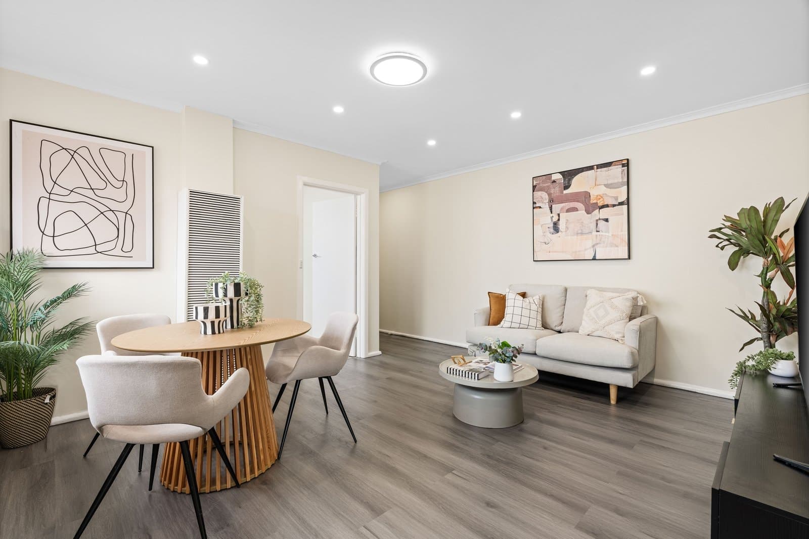 6/22 Hunter Street,
                        
                    
                    
                        
                            Malvern, Malvern - Thumbnail 3