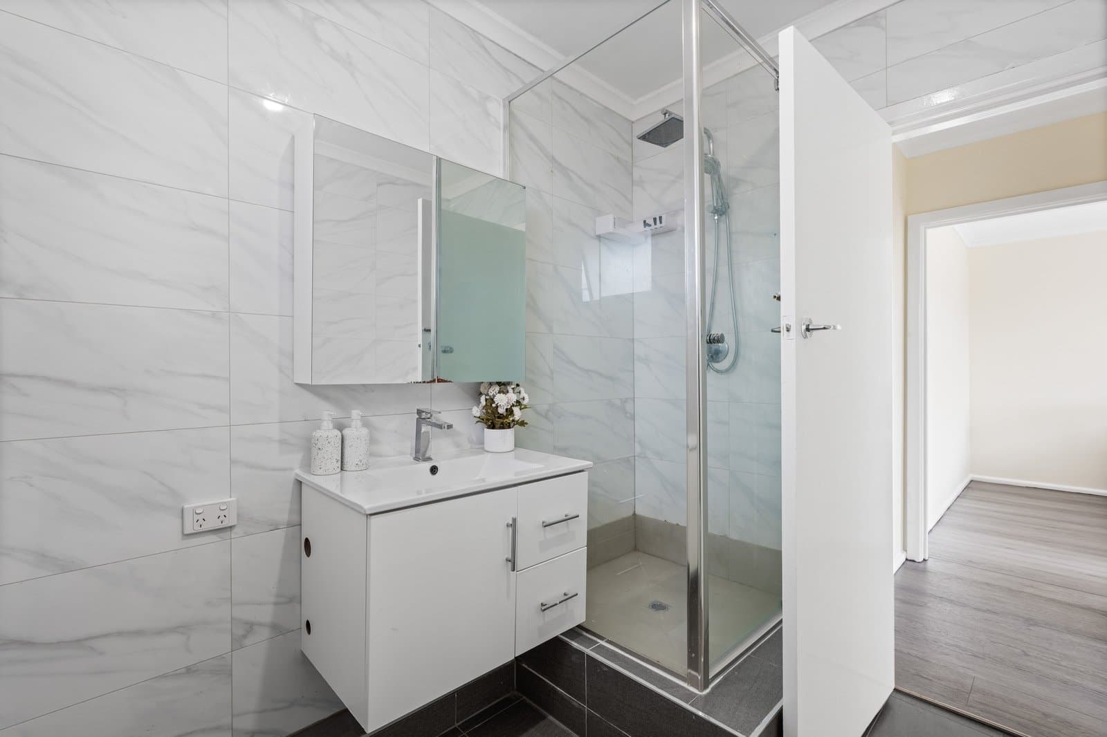 6/22 Hunter Street,
                        
                    
                    
                        
                            Malvern, Malvern - Thumbnail 7
