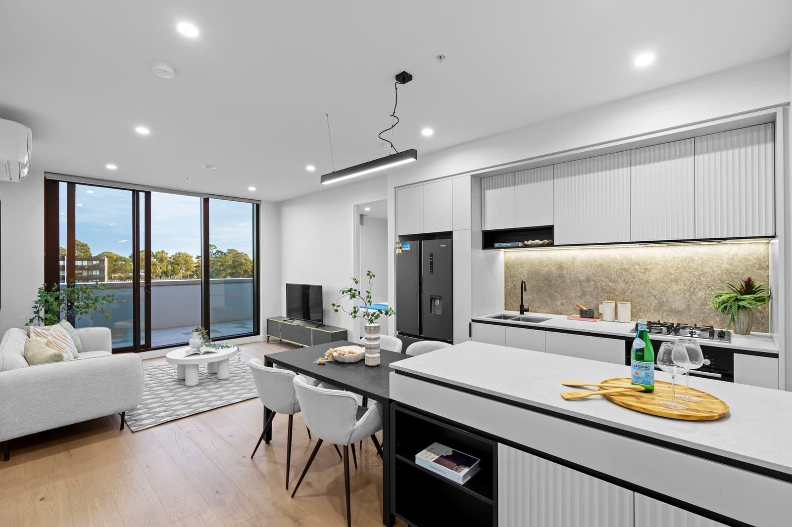 604/26 Foundation Boulevard, Burwood East, Burwood East - Thumbnail 3