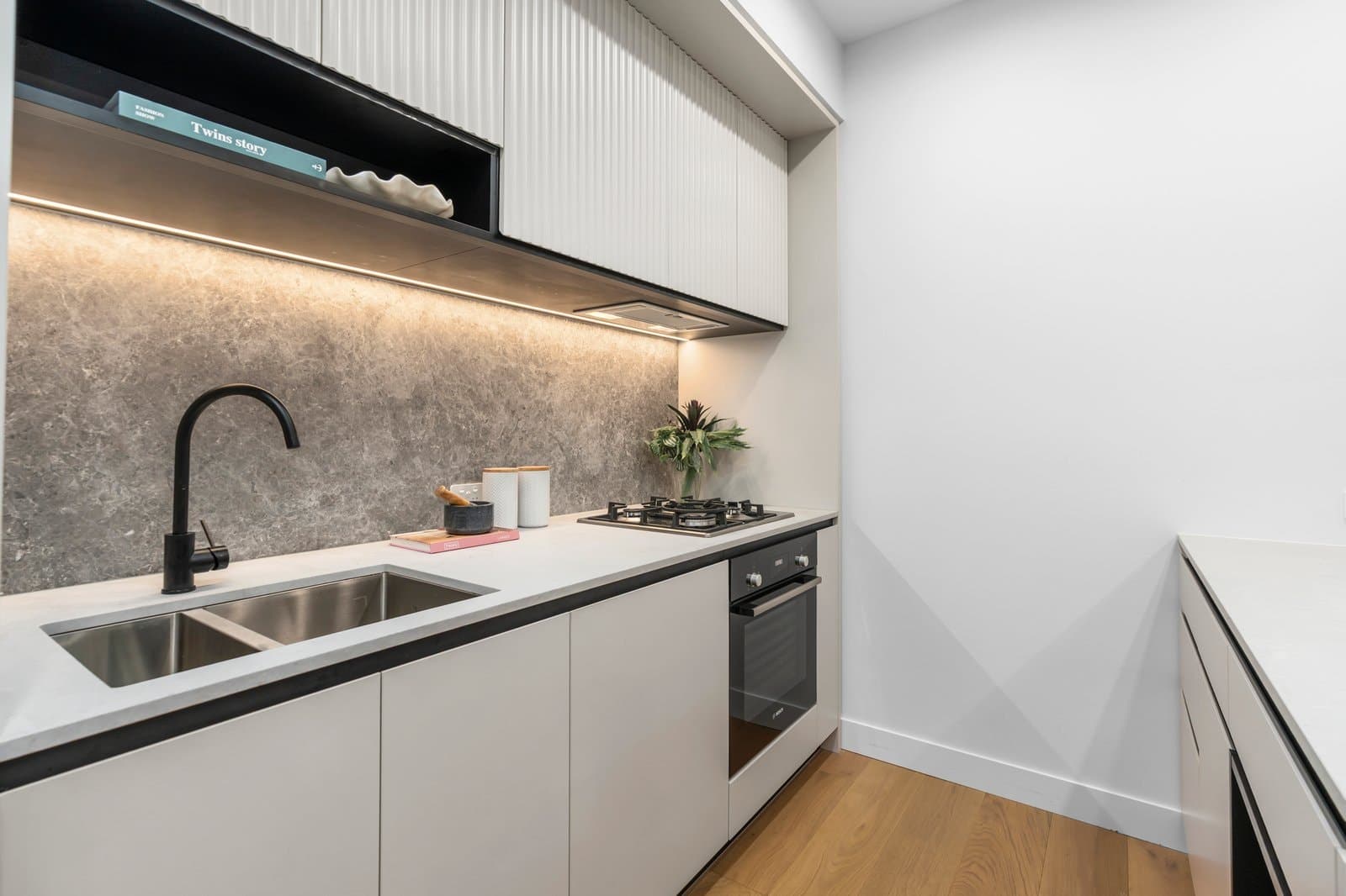 604/26 Foundation Boulevard, Burwood East, Burwood East - Thumbnail 4