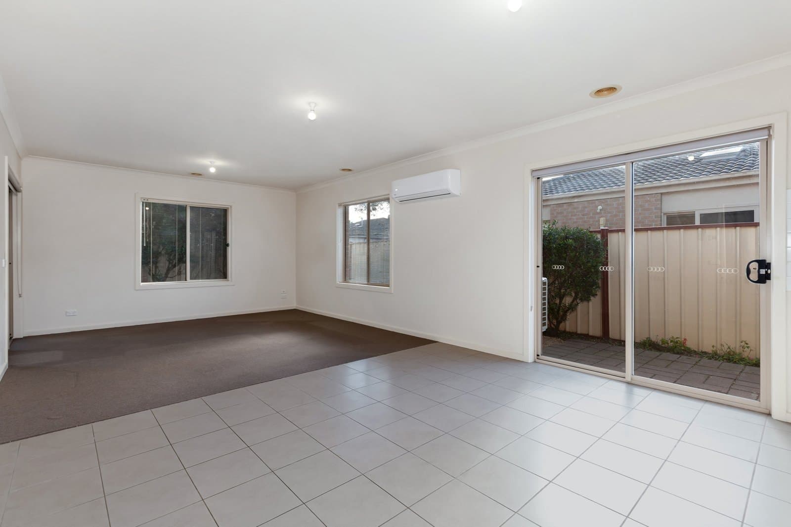 5/5 Eden Place,
                        
                    
                    
                        
                            Wallan, Wallan - Thumbnail 7