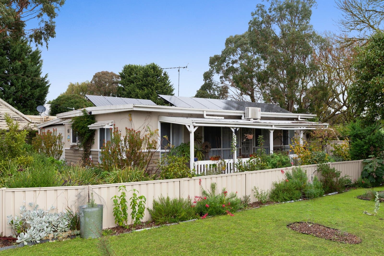 41 White Street,
                        
                    
                    
                        
                            Kilmore, Kilmore - Image 1