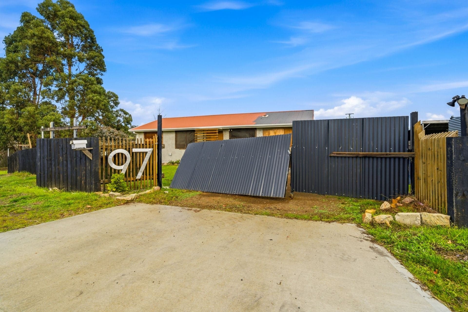 97 Andrew Street, BRIGHTON, Brighton - Thumbnail 2