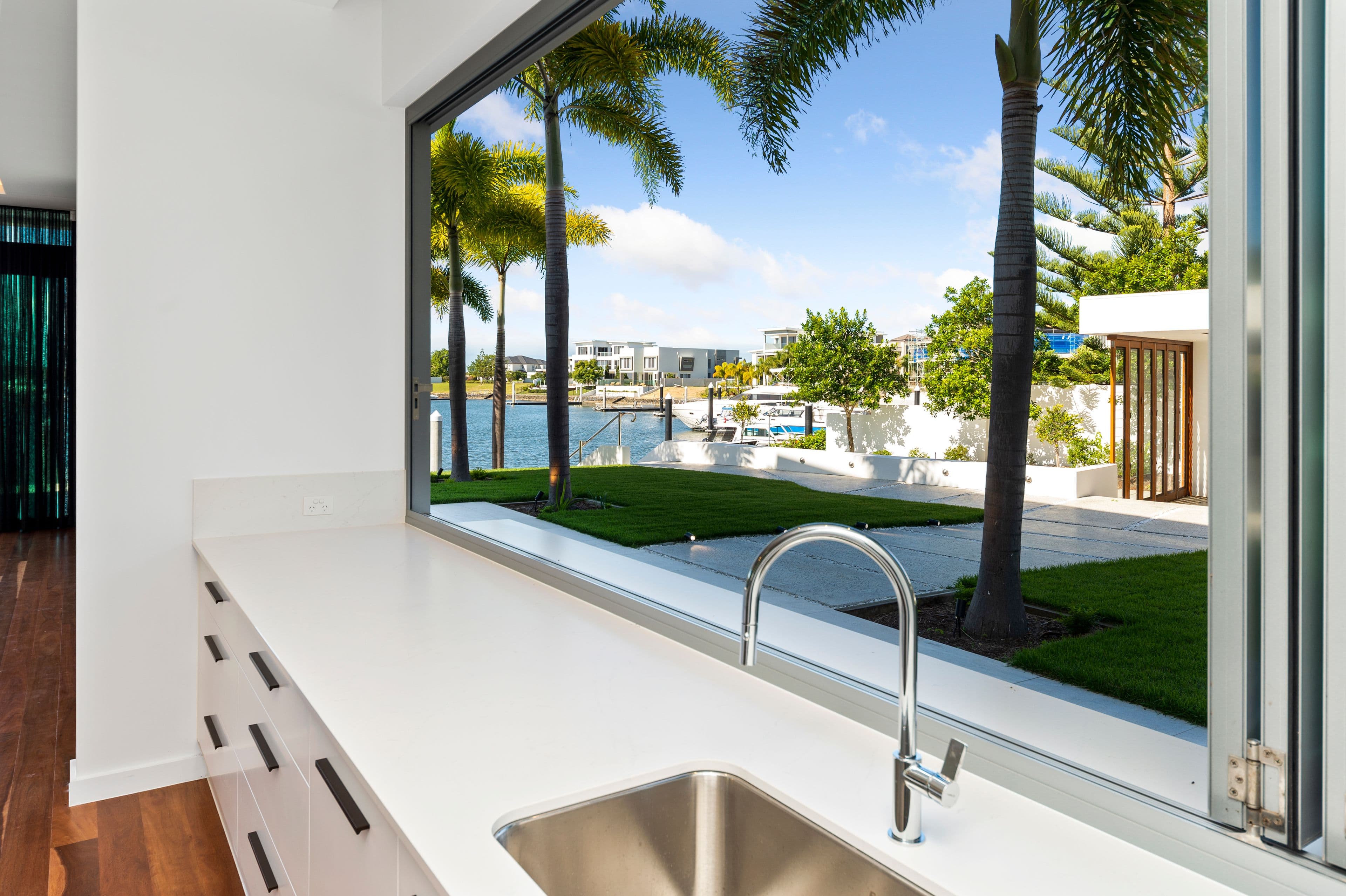 1019 Edgecliff Drive, Sanctuary Cove QLD 4212, Sanctuary Cove - Thumbnail 6