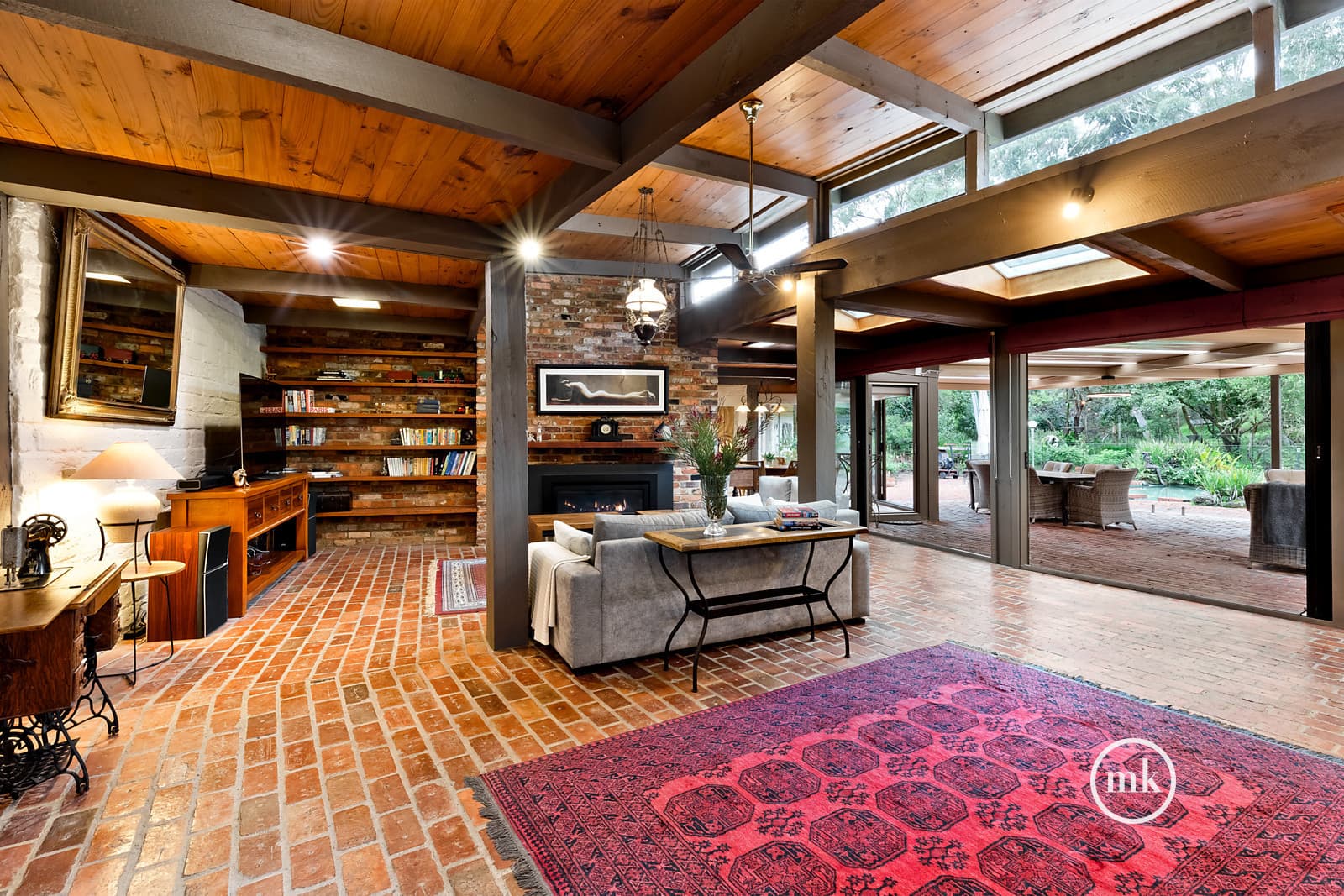 17 Eucalyptus Road, Eltham, Eltham - Thumbnail 2