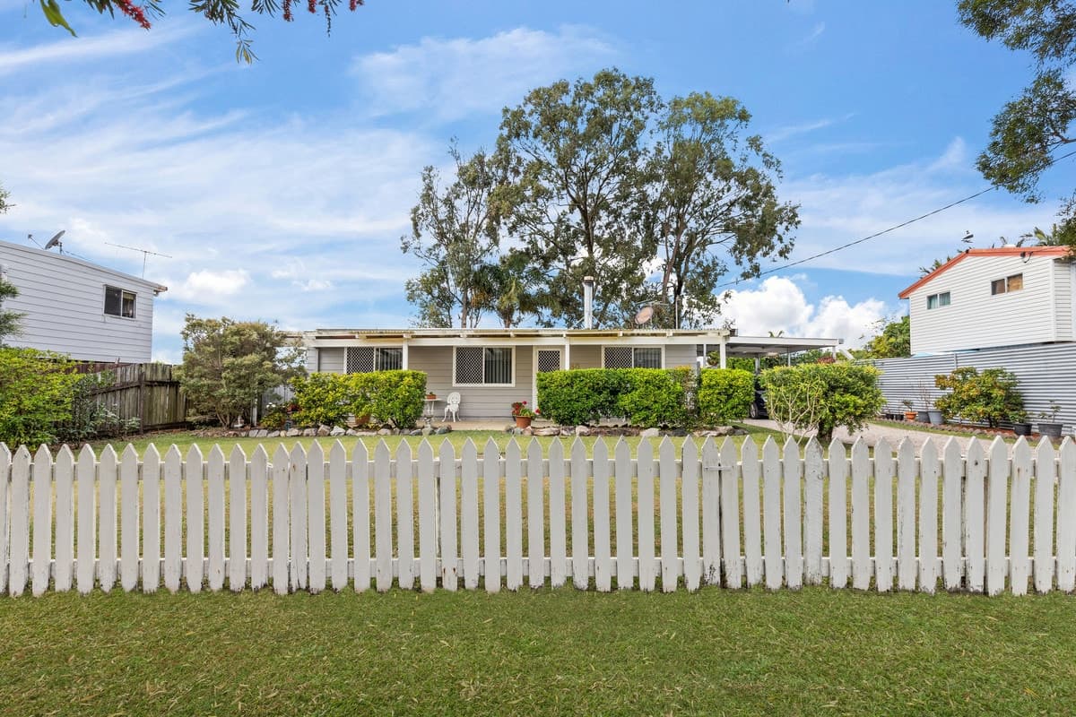 30 Leonie Street, DECEPTION BAY, Deception Bay - Thumbnail 2