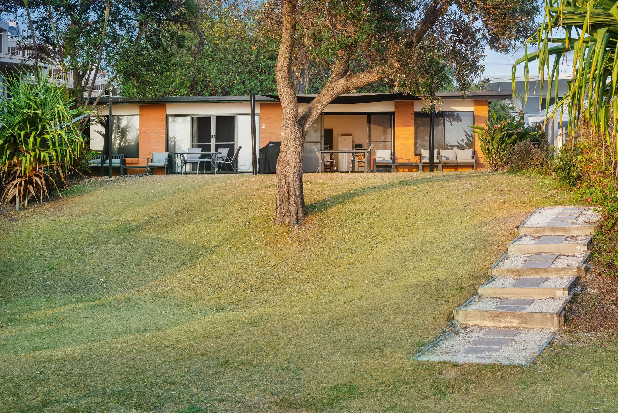 696 Pacific Parade, Currumbin QLD 4223, Currumbin - Thumbnail 6