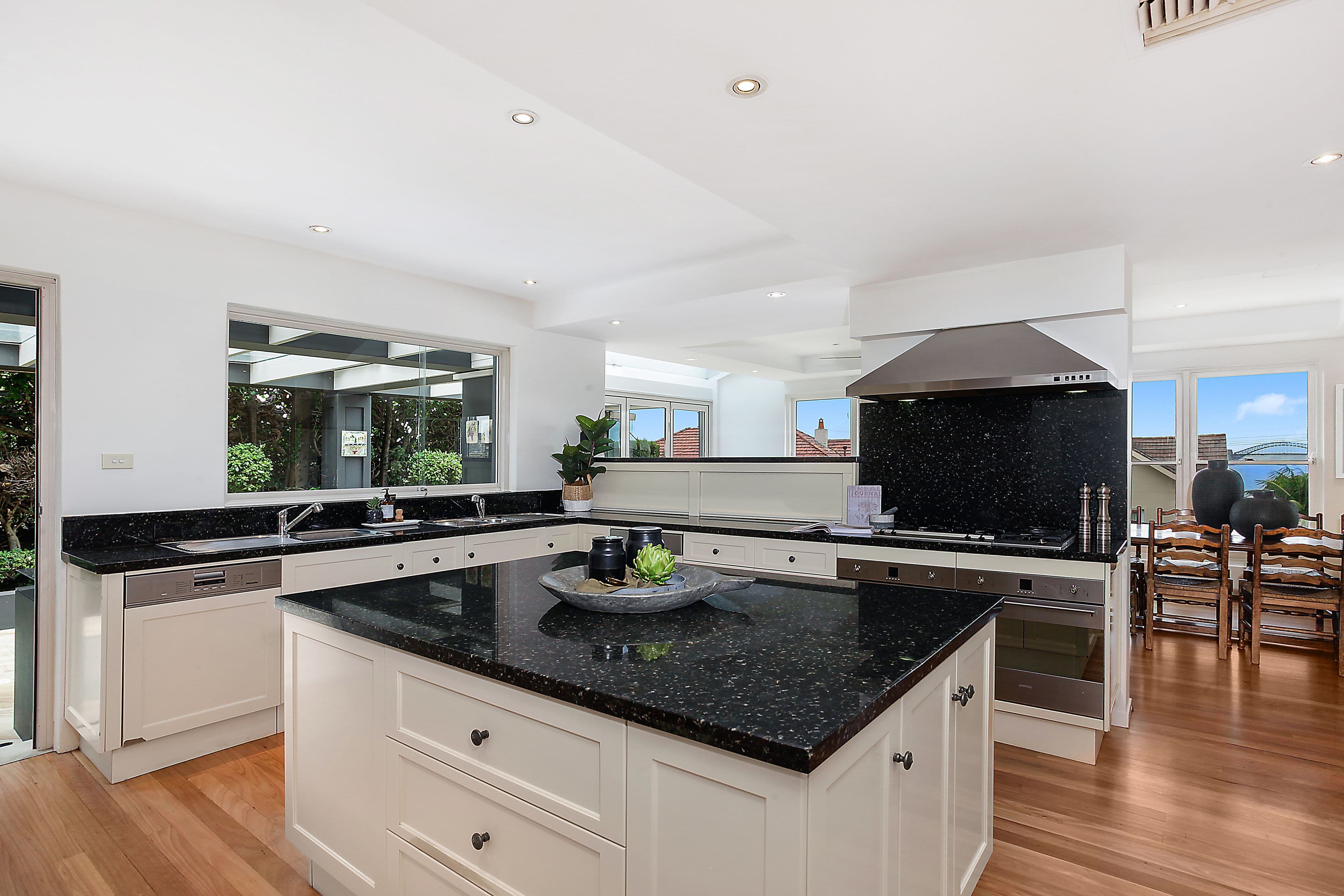 10 Churchill Road, Rose Bay - Thumbnail 7