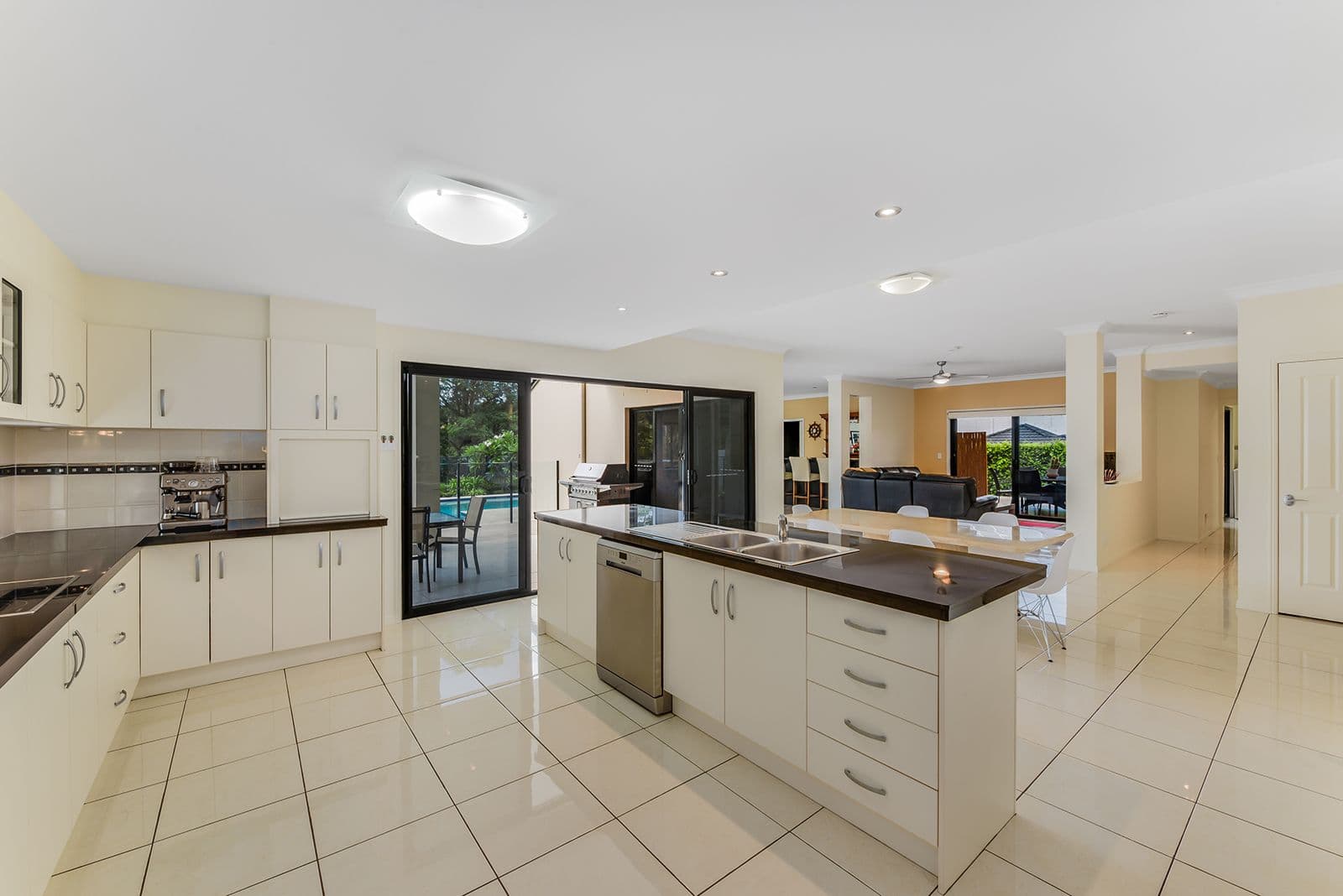 43 Margaret Court, Kenmore QLD 4069, Kenmore - Thumbnail 8
