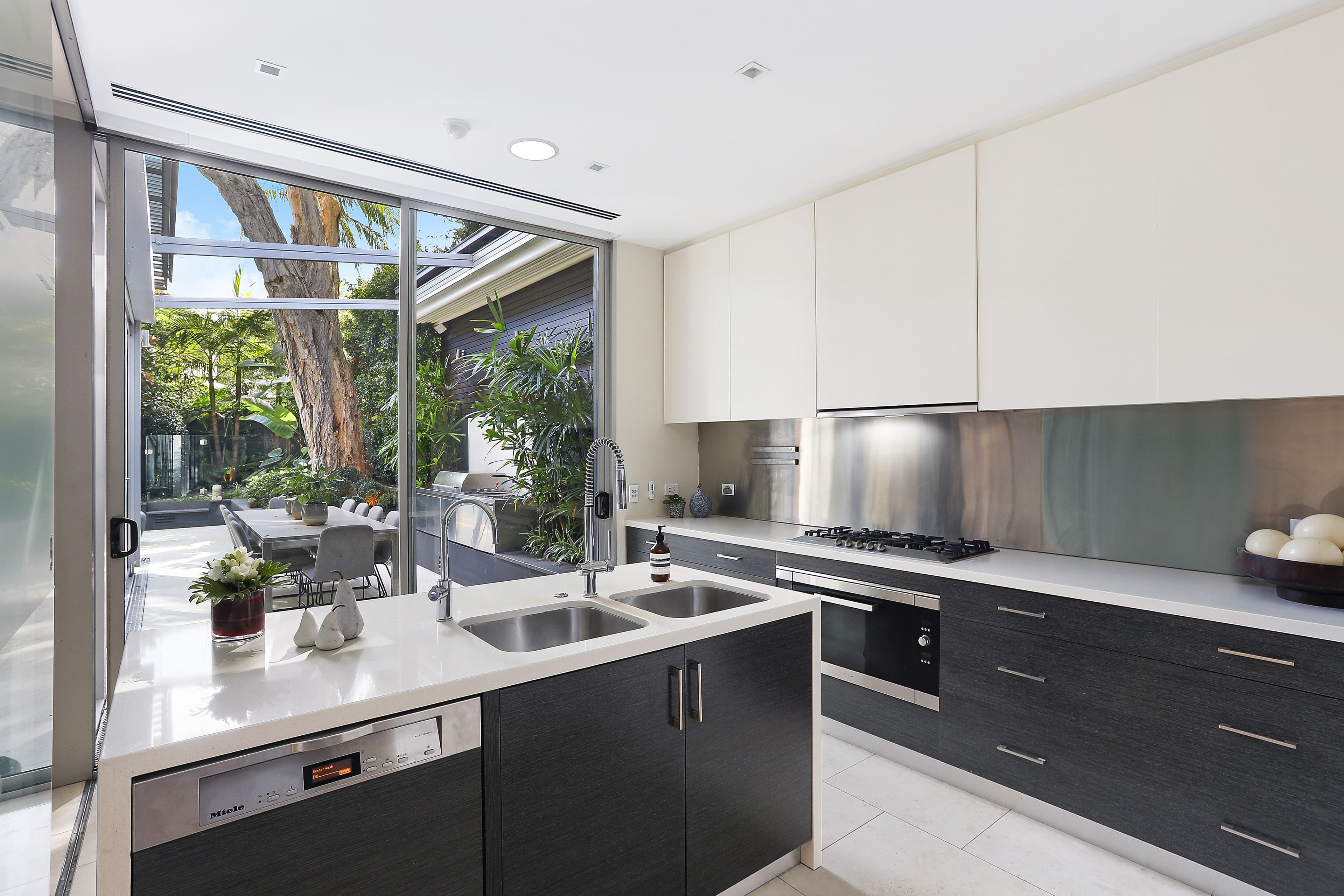 12a Holdsworth Street, Woollahra NSW 2025, Woollahra - Thumbnail 7