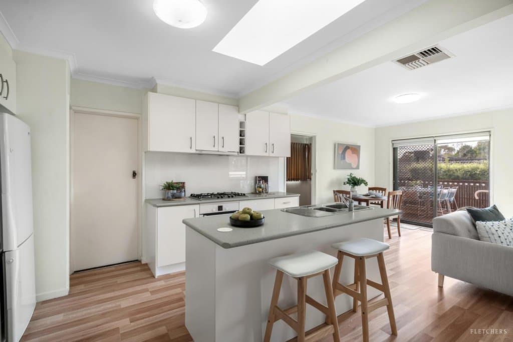 9 Rodney Close, Blackburn South - Thumbnail 4