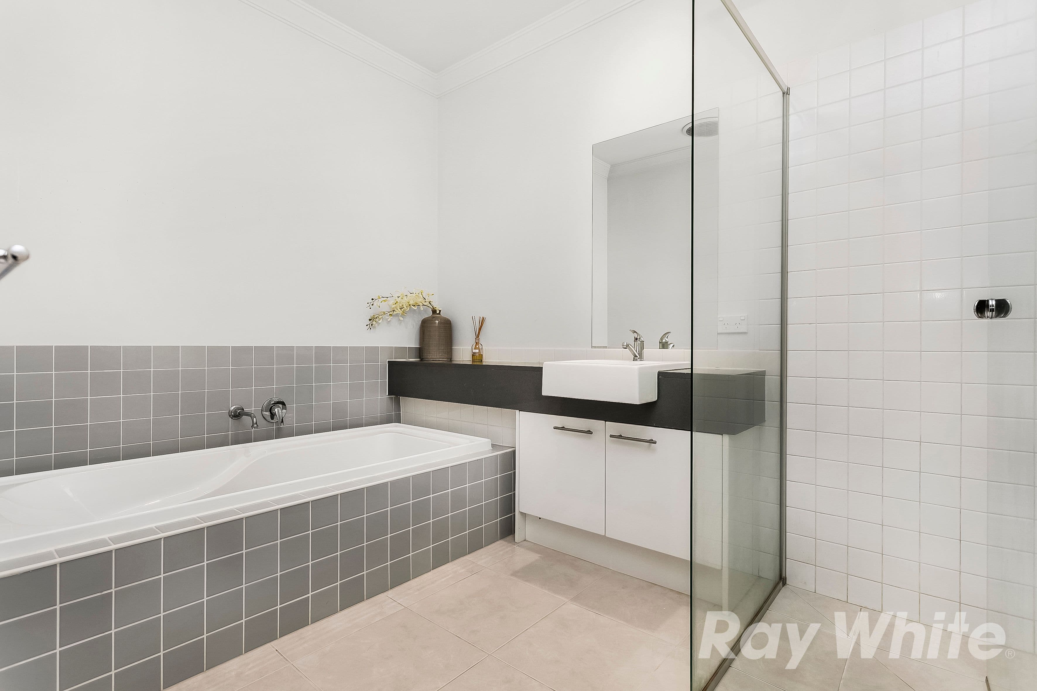 30 Montpellier Road, Burwood VIC 3125, Burwood - Thumbnail 6