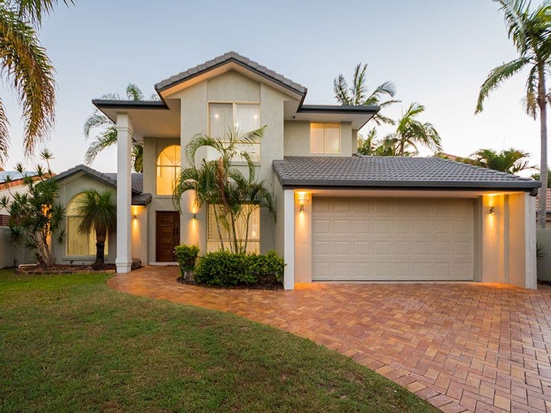 70 Santa Cruz Boulevard, Clear Island Waters QLD 4226, Clear Island Waters - Thumbnail 5