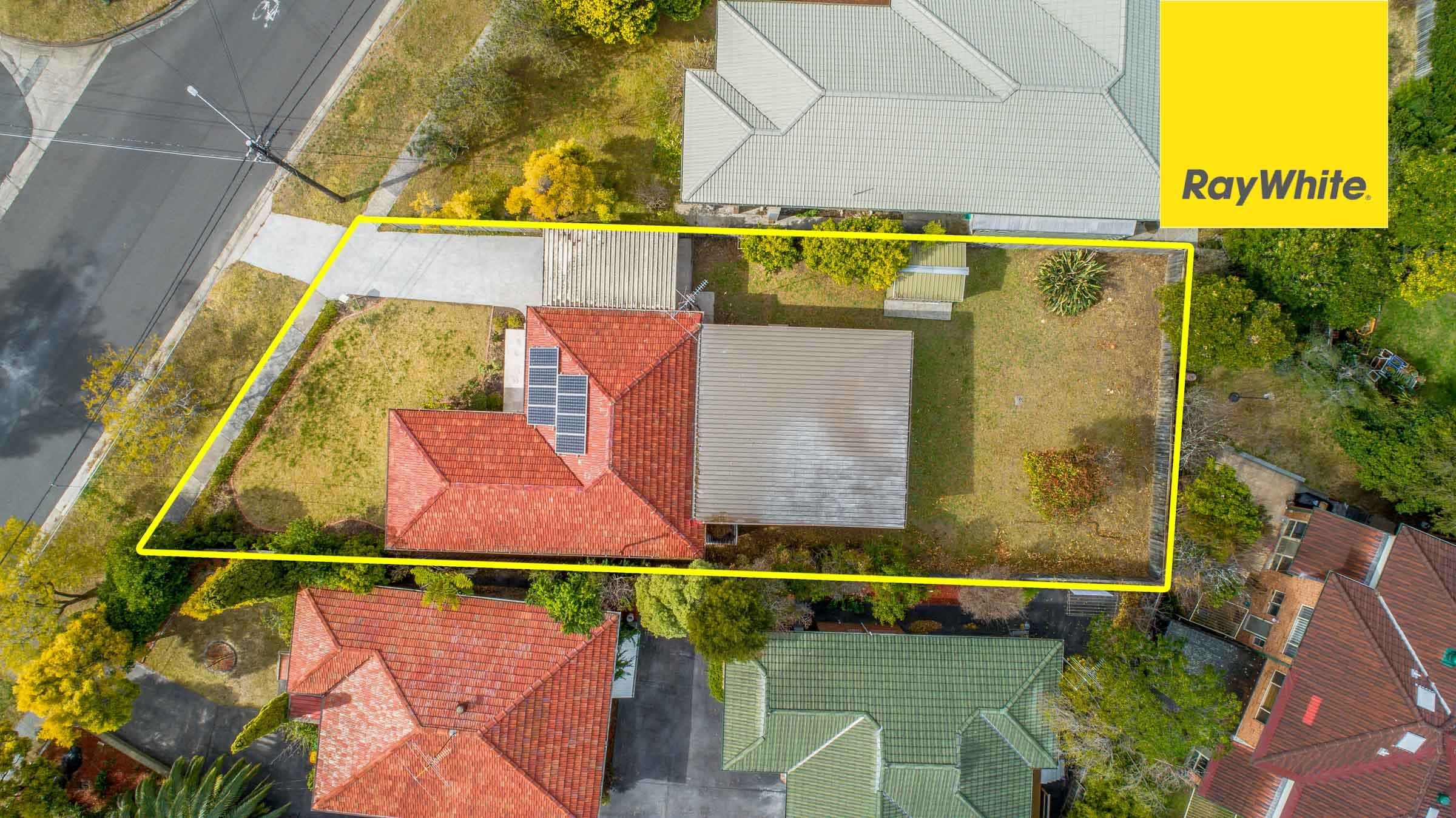 11 Corunna Road, Eastwood - Thumbnail 2