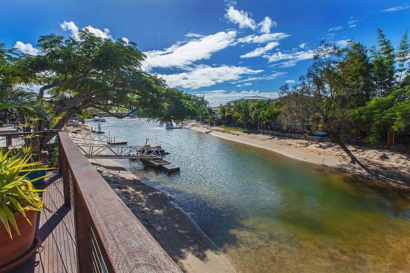 78 Clear Island Road, BROADBEACH WATERS QLD 4218, Broadbeach Waters - Thumbnail 5