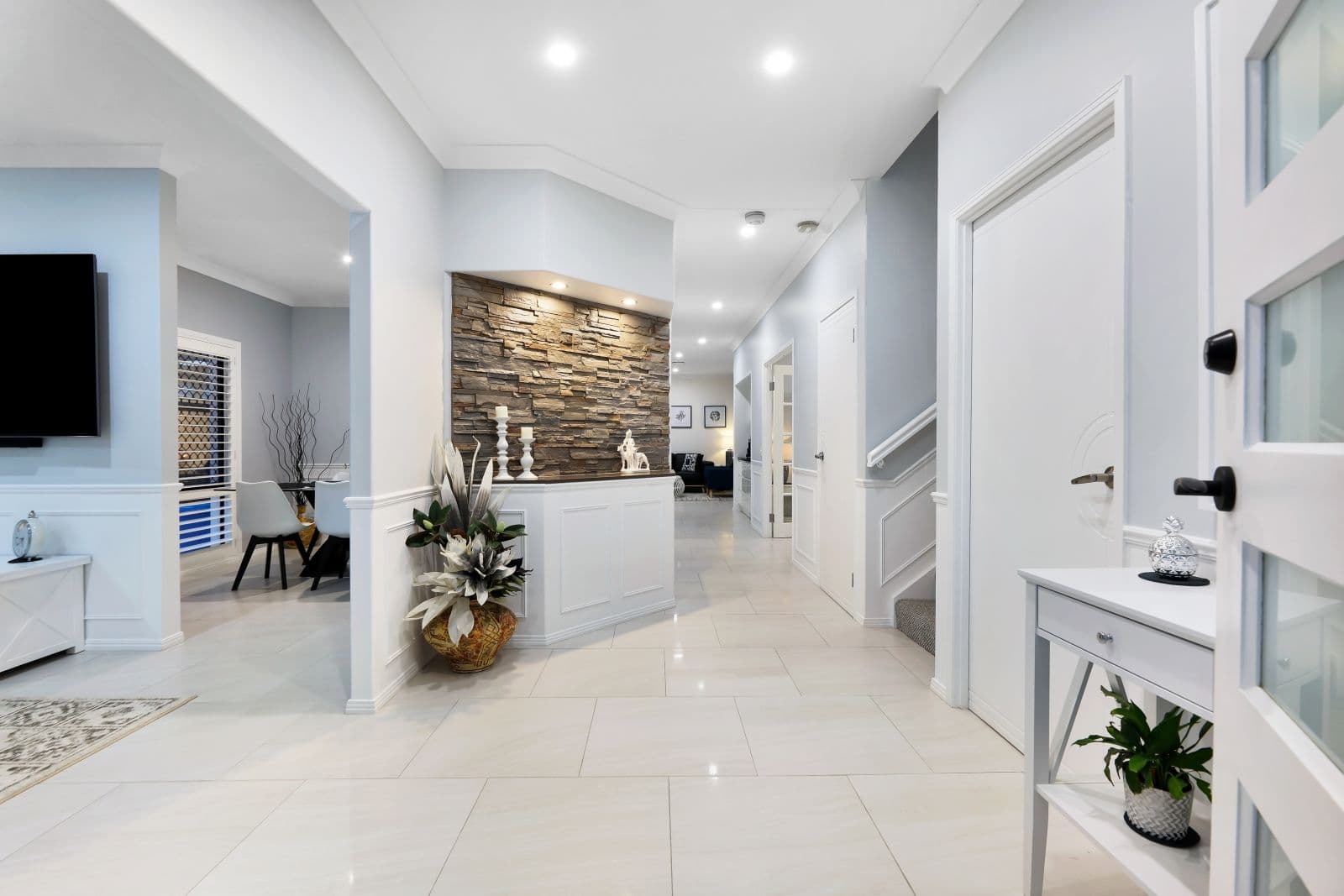19 Ontario Court, Oxenford QLD 4210, Oxenford - Thumbnail 6