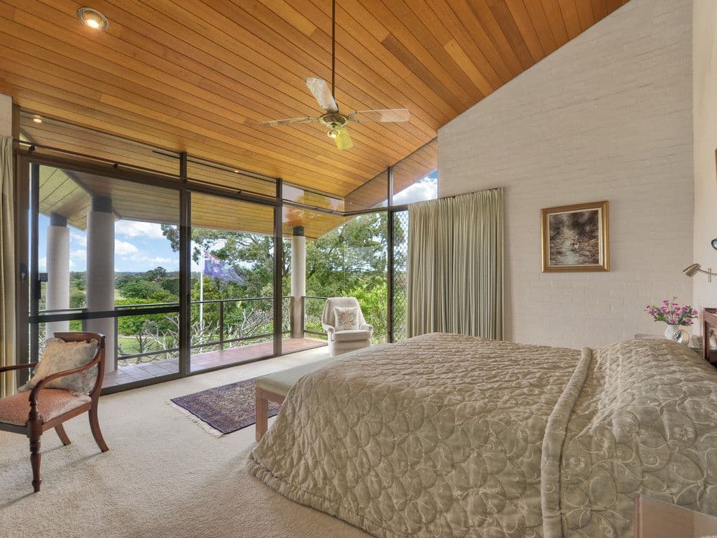 6 Carnoustie Court, Indooroopilly QLD 4068, Indooroopilly - Thumbnail 8