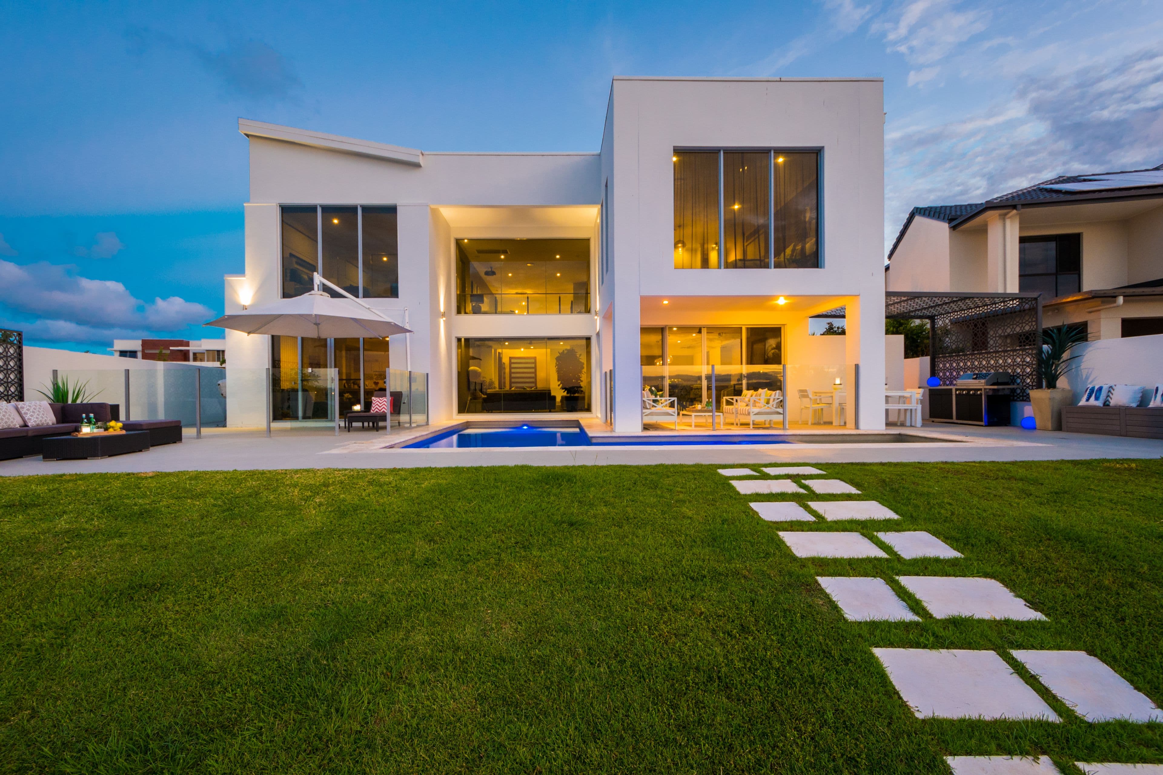 146 Sir Bruce Small Boulevard, Benowa Waters QLD 4217, Benowa - Thumbnail 4