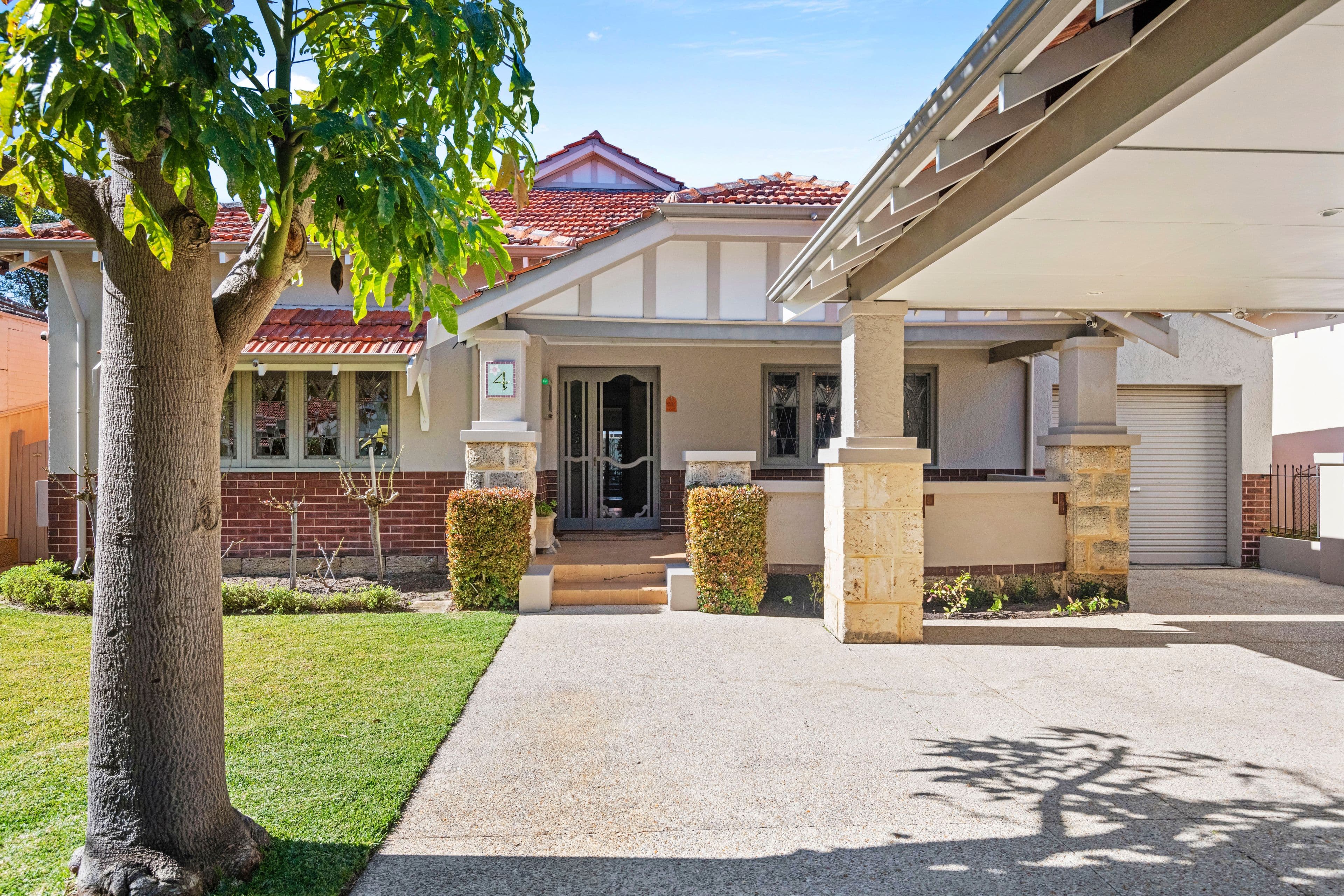 4 Holland Street, Wembley WA 6014, Wembley - Thumbnail 2