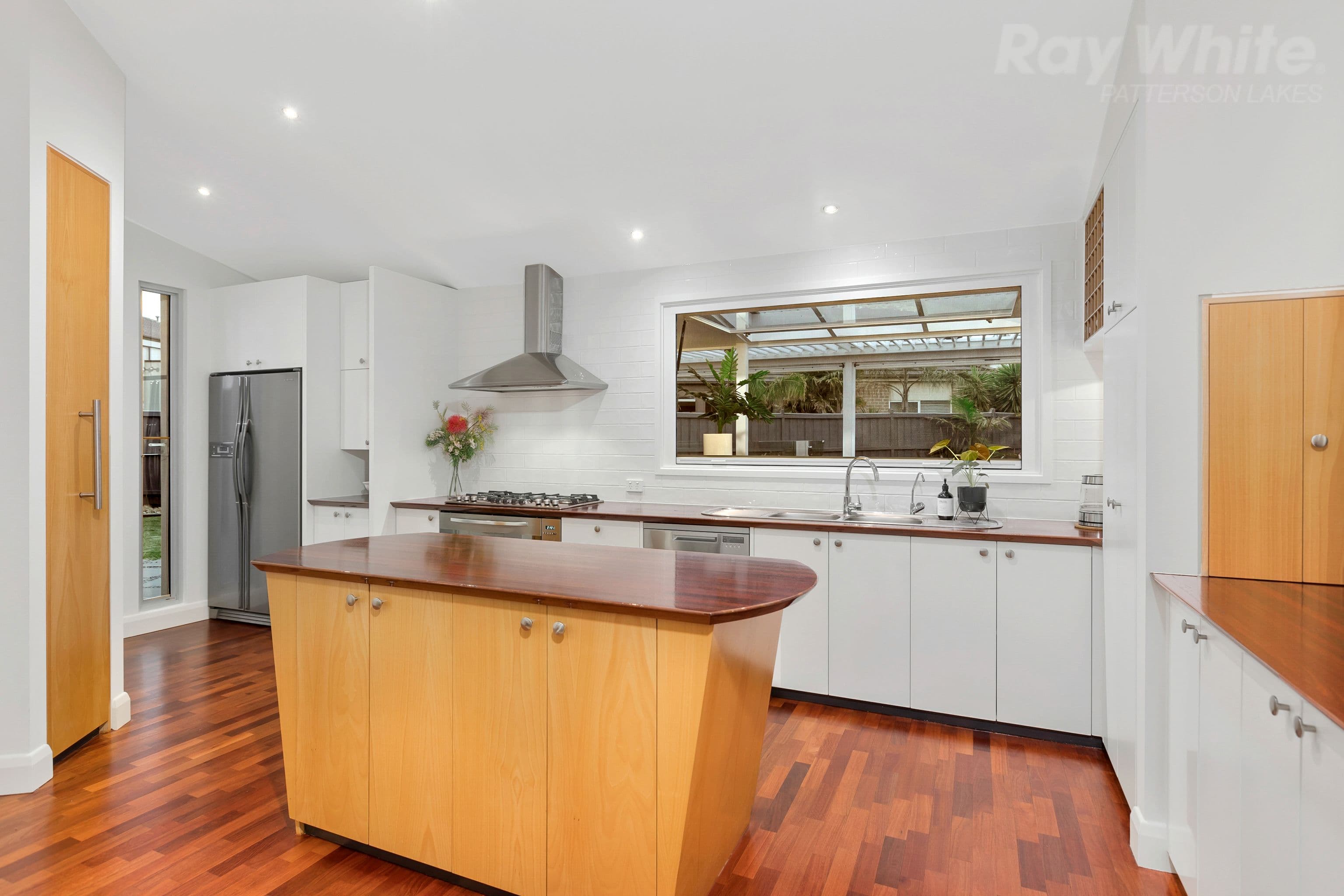 9 Lake King Circle, Waterways VIC 3195, Waterways - Thumbnail 5