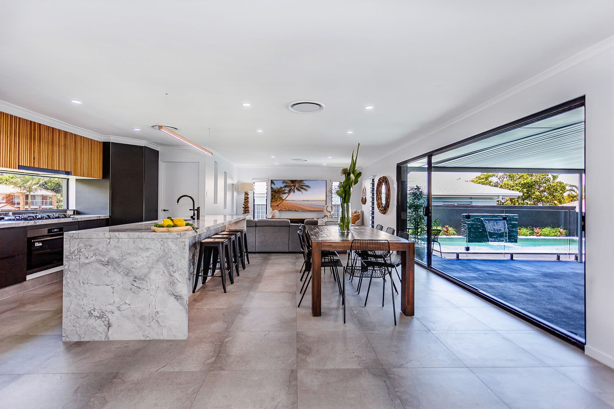 12 Piccadilly Place, Highland Park QLD 4211, Highland Park - Image 1