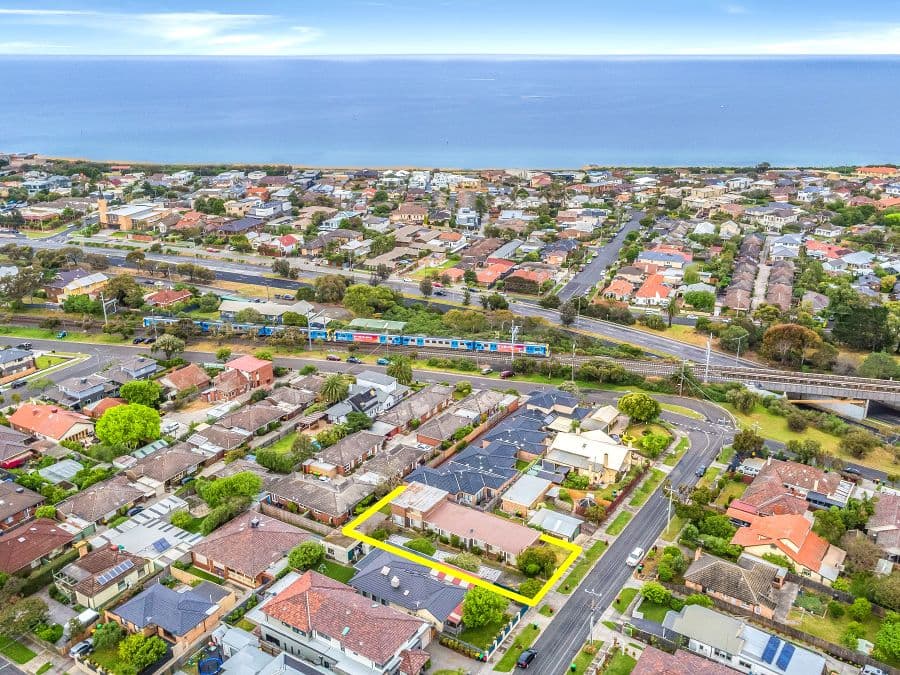 2 Ashmore Avenue, Mordialloc VIC 3195, Mordialloc - Thumbnail 5