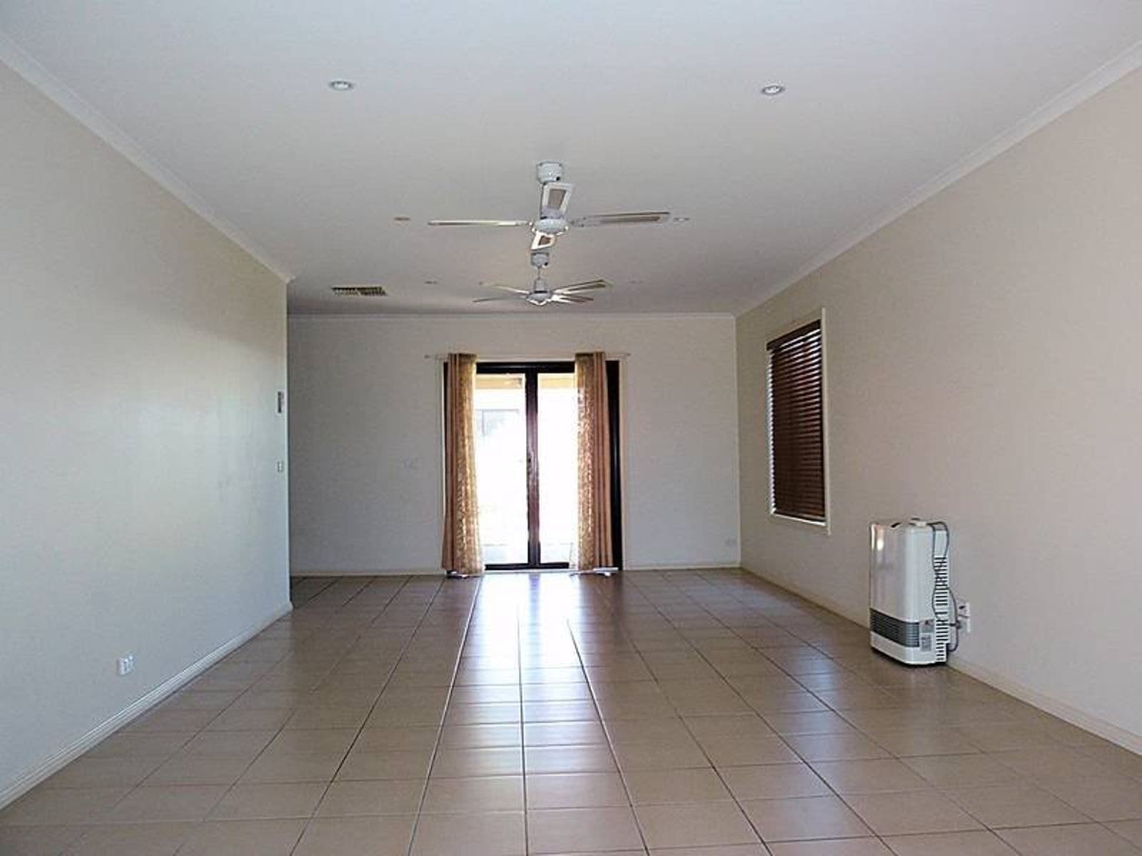 28/8 Taylor Drive., Mildura - Thumbnail 3