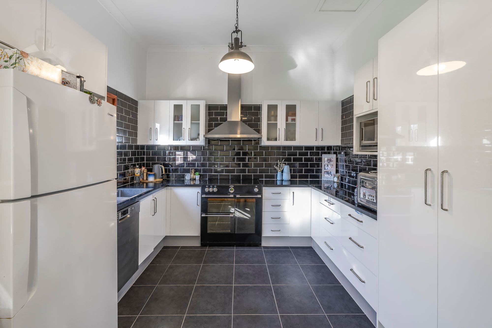 52 Ross Street, Woolloongabba QLD 4102, Woolloongabba - Thumbnail 5