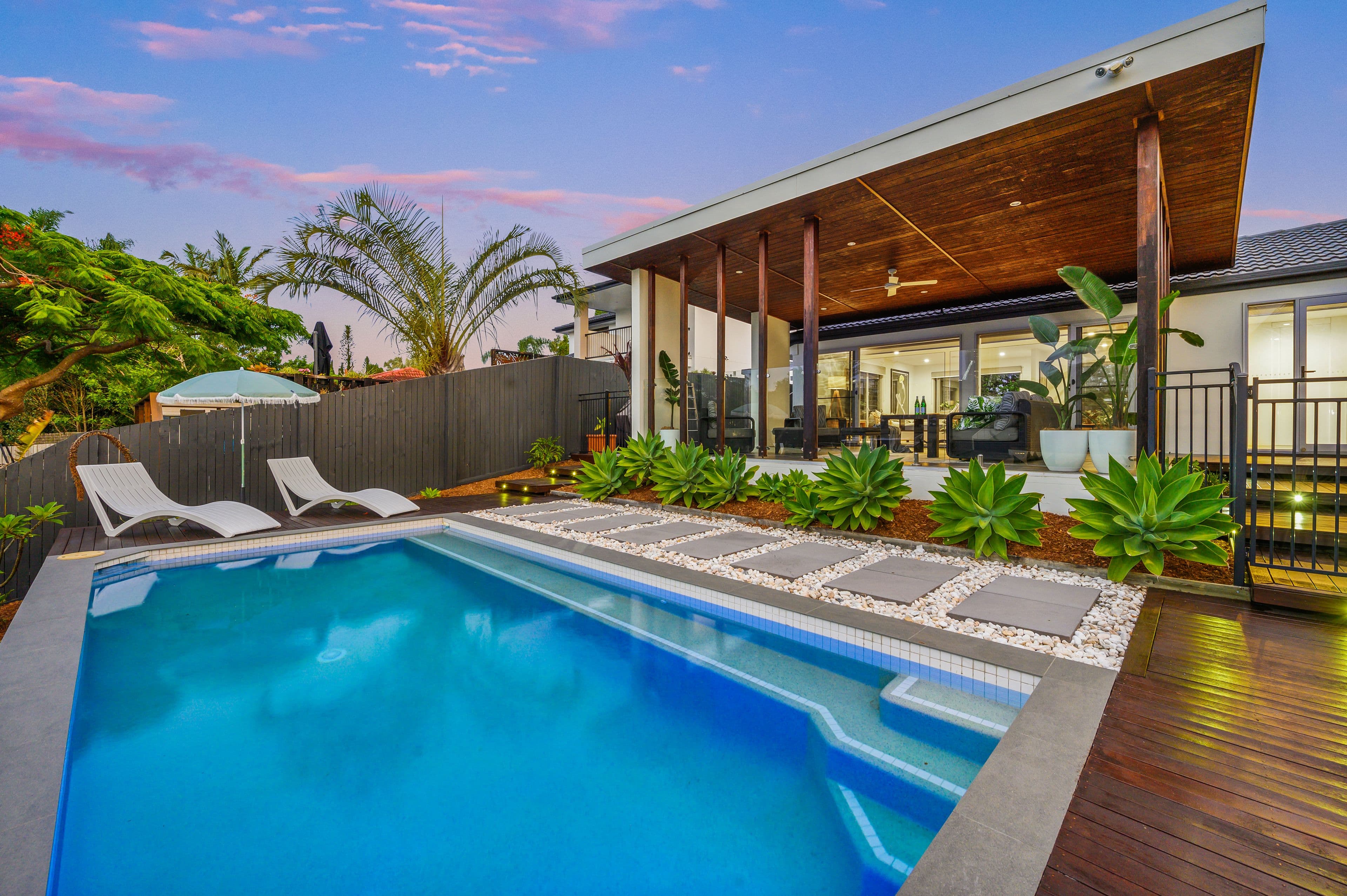 26 Gretel Drive, Mermaid Waters QLD 4218, Mermaid Waters - Thumbnail 2