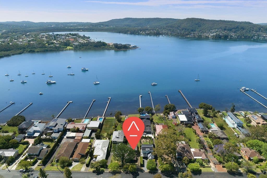 87 Albany Street, Point Frederick - Image 1