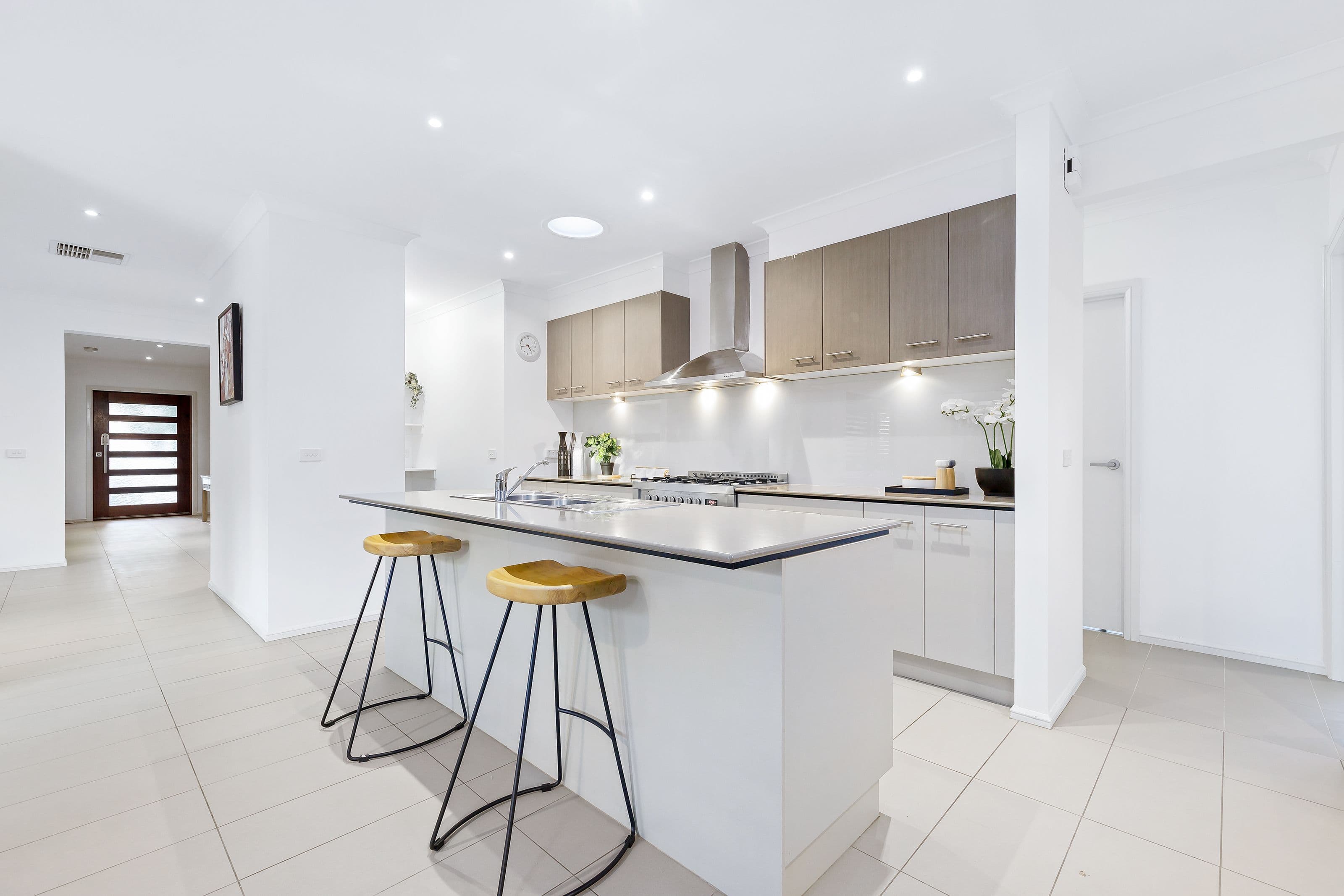 5 Brent Street, Glen Waverley VIC 3150, Glen Waverley - Thumbnail 2