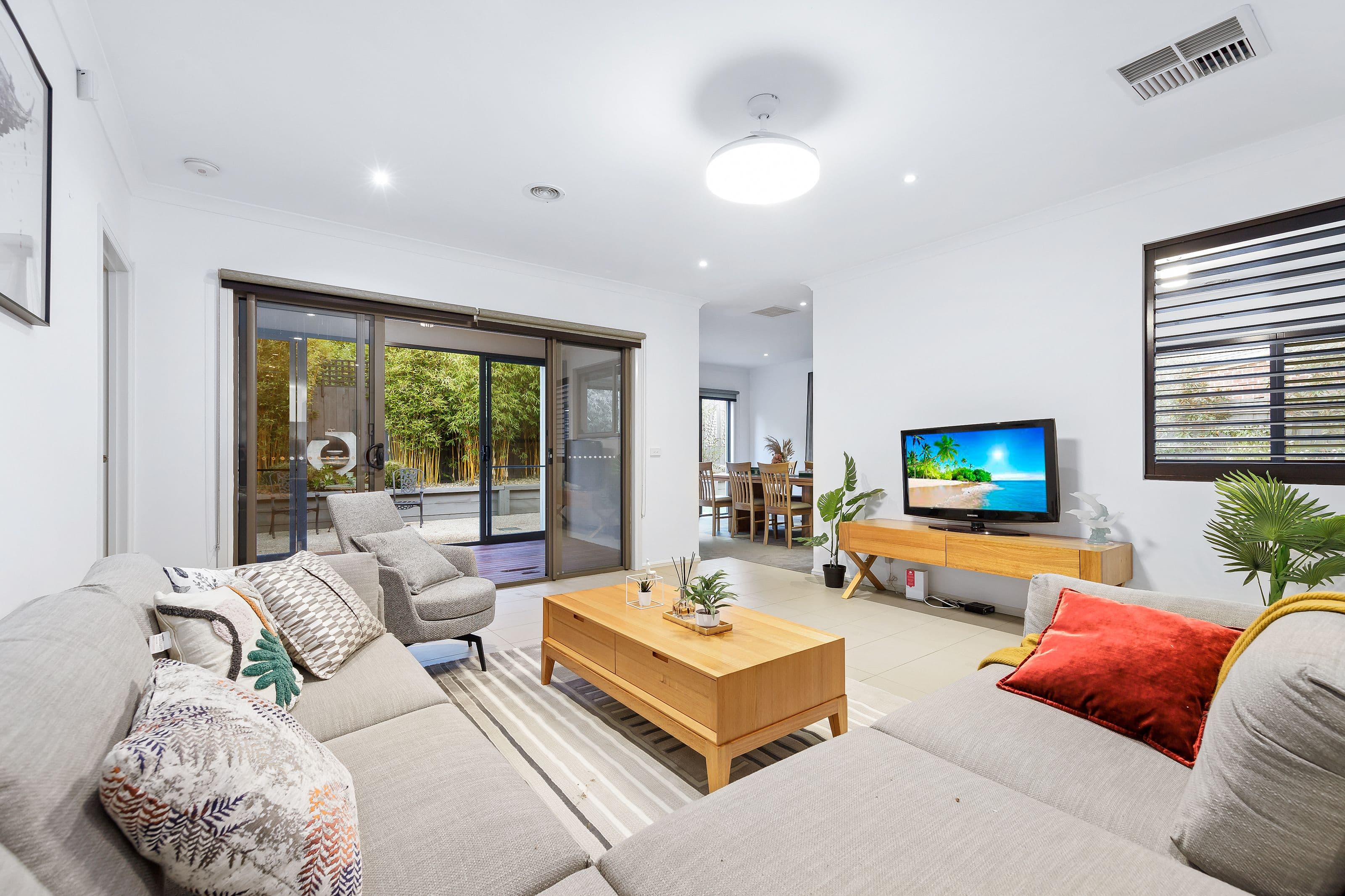 5 Brent Street, Glen Waverley VIC 3150, Glen Waverley - Thumbnail 5