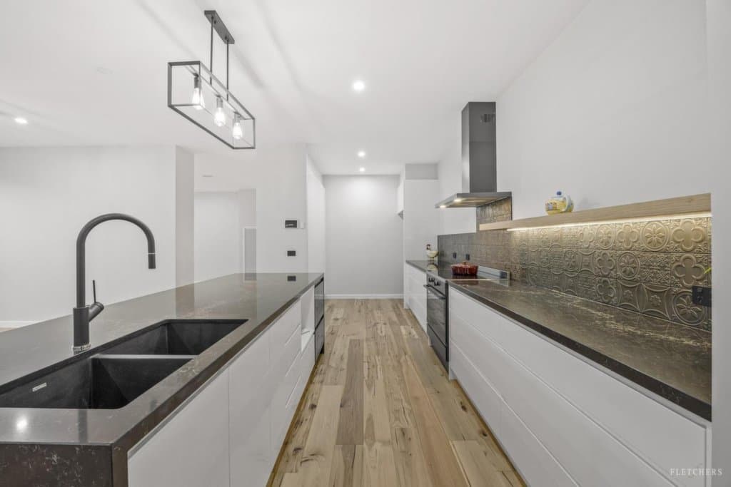 37 Apple Orchard Drive, Brown Hill - Thumbnail 4