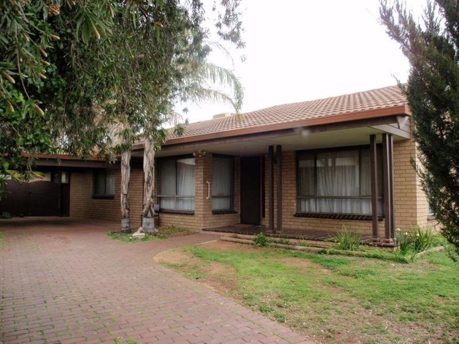40 McKendrick Avenue, Mildura - Image 1
