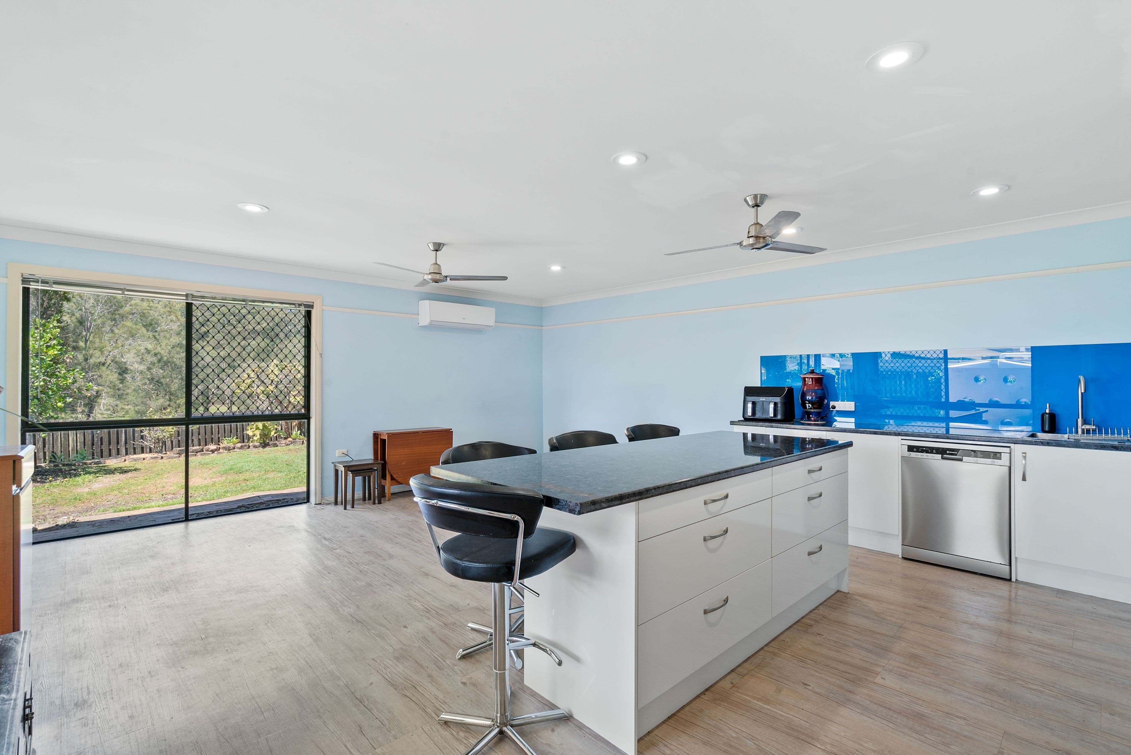 50 Ottelia Drive, Elanora QLD 4221, Elanora - Thumbnail 5
