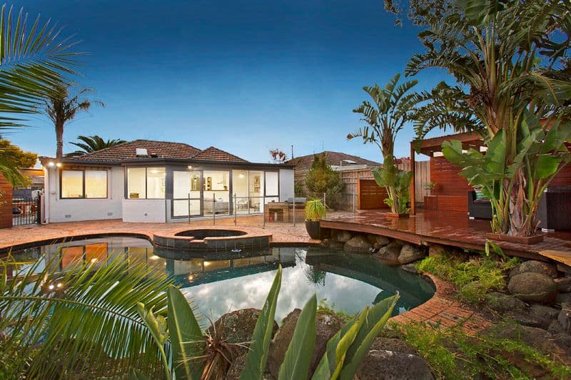 17 Thaxted Road, Murrumbeena VIC 3163, Murrumbeena - Thumbnail 2