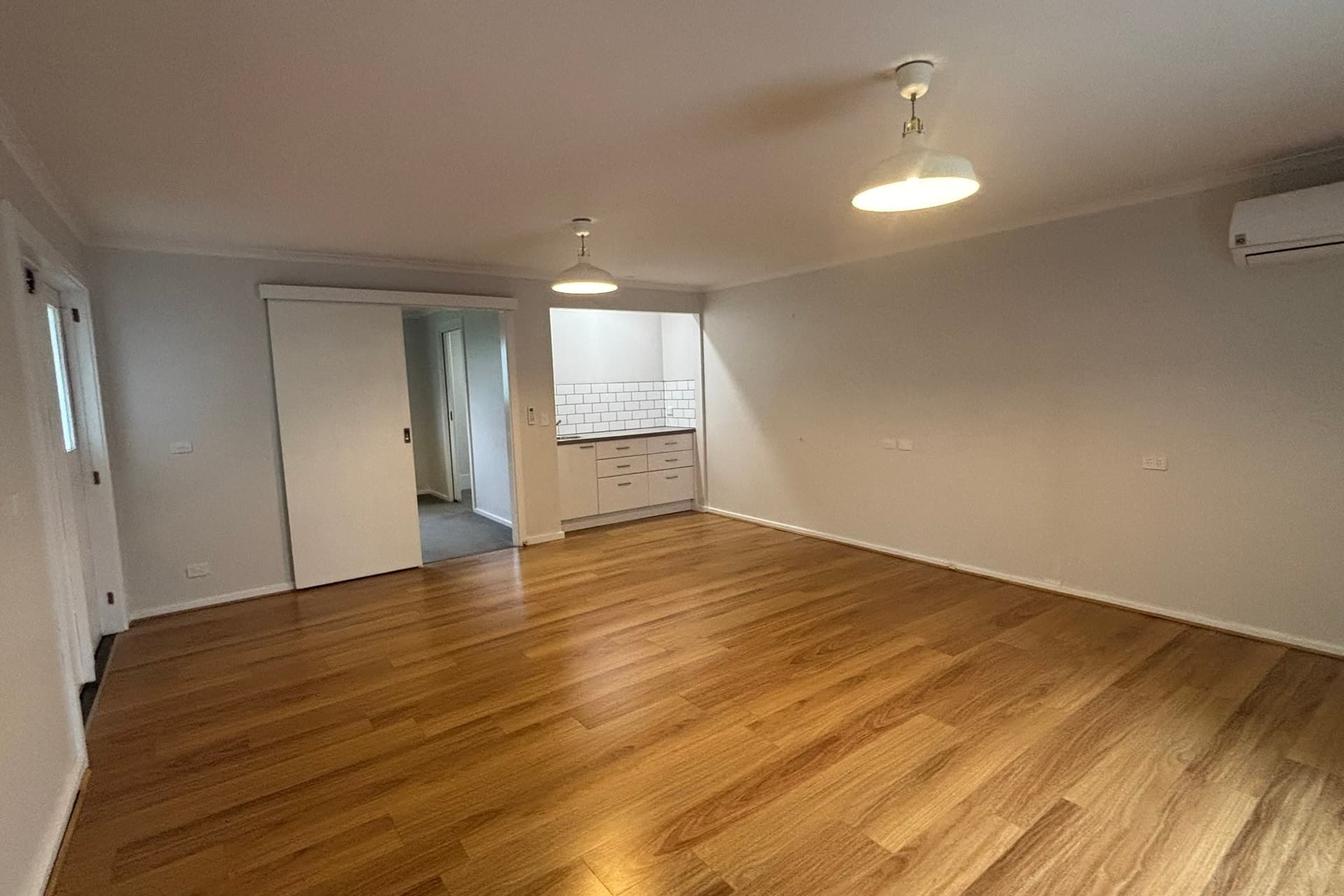 Studio/18 Separation Avenue, Mount Barker - Image 1