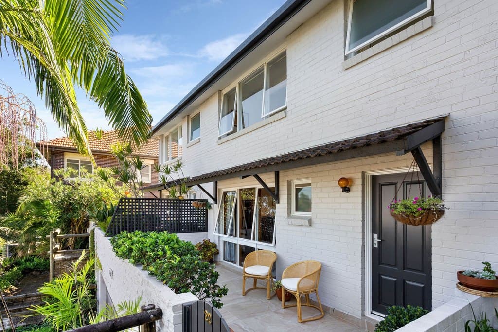 22/5-17 High Street, Manly - Image 1