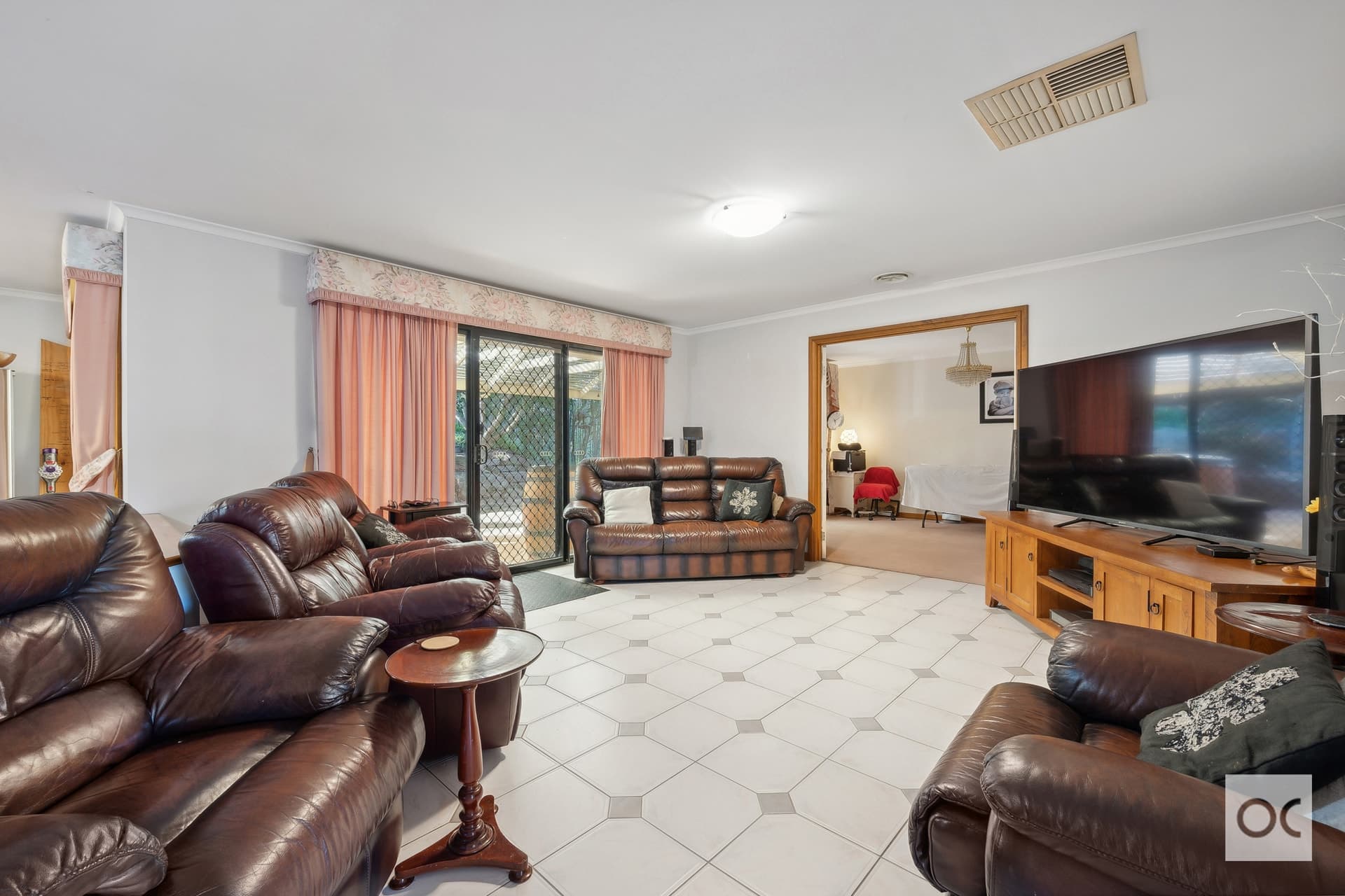10 Declivity Street, Highbury - Thumbnail 4