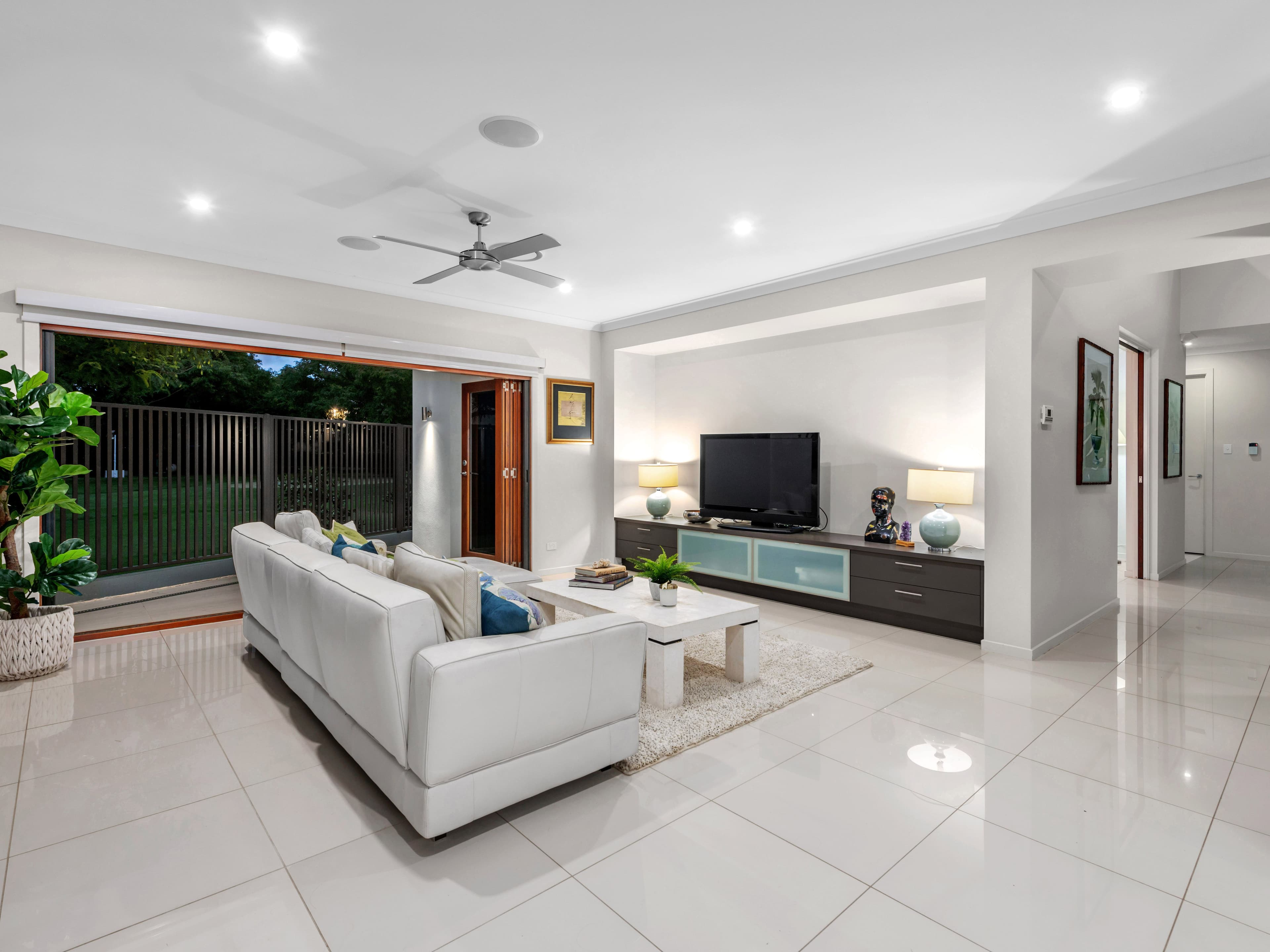 27 Bulimba Parade, Bulimba QLD 4171, Bulimba - Thumbnail 5